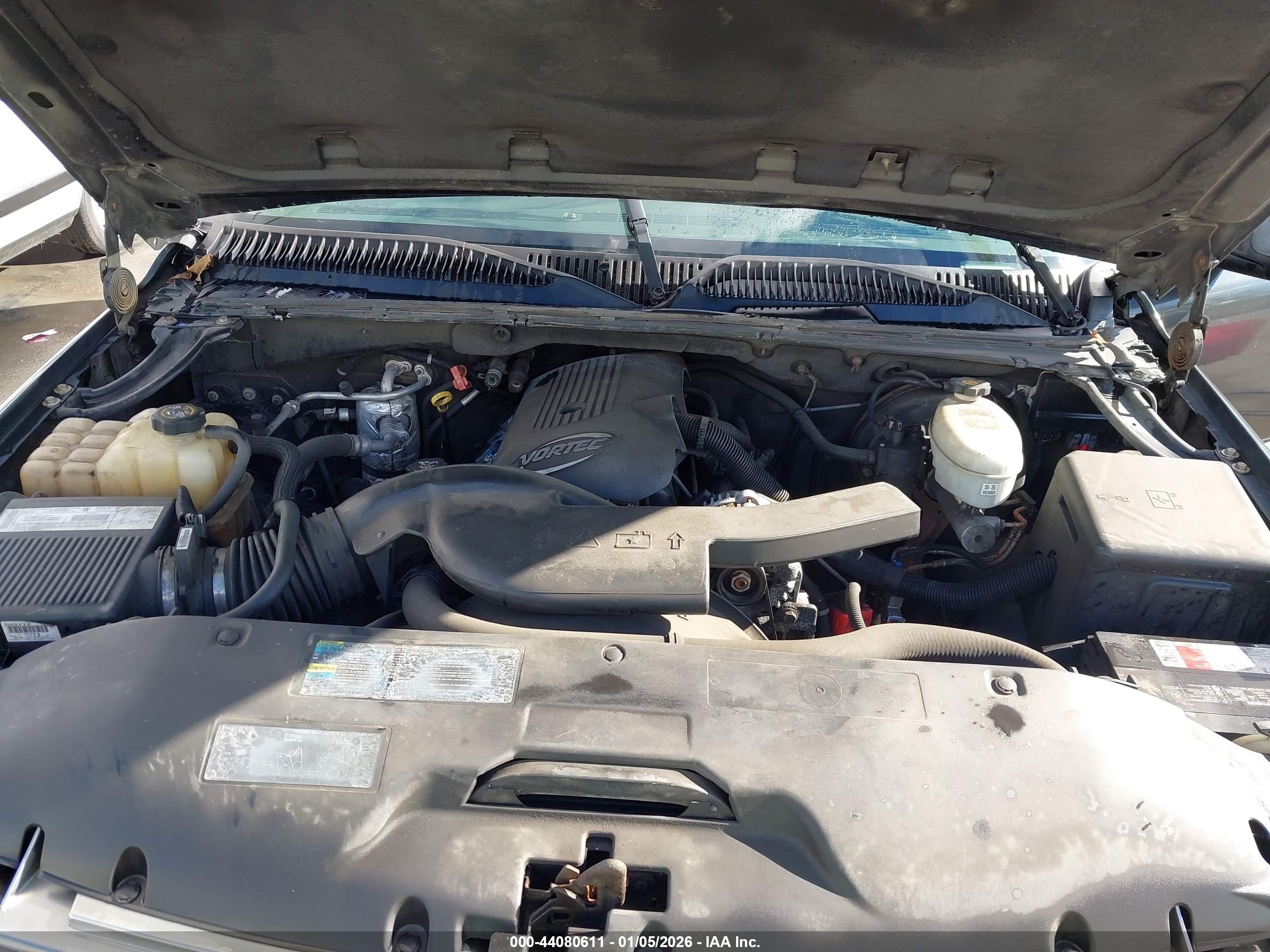 CHEVROLET TAHOE image 10