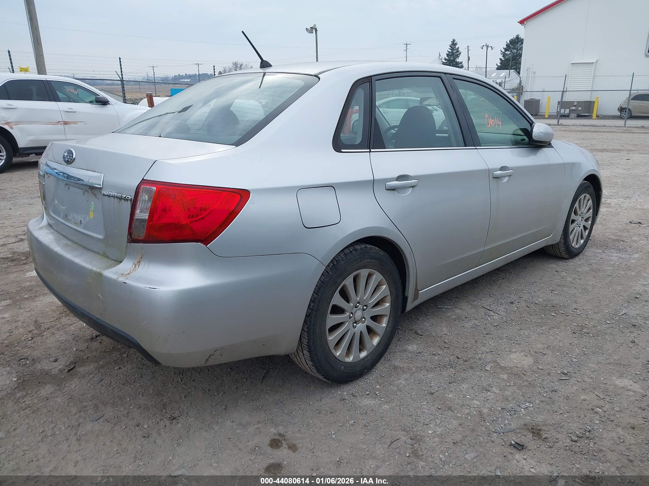 SUBARU IMPREZA image 4