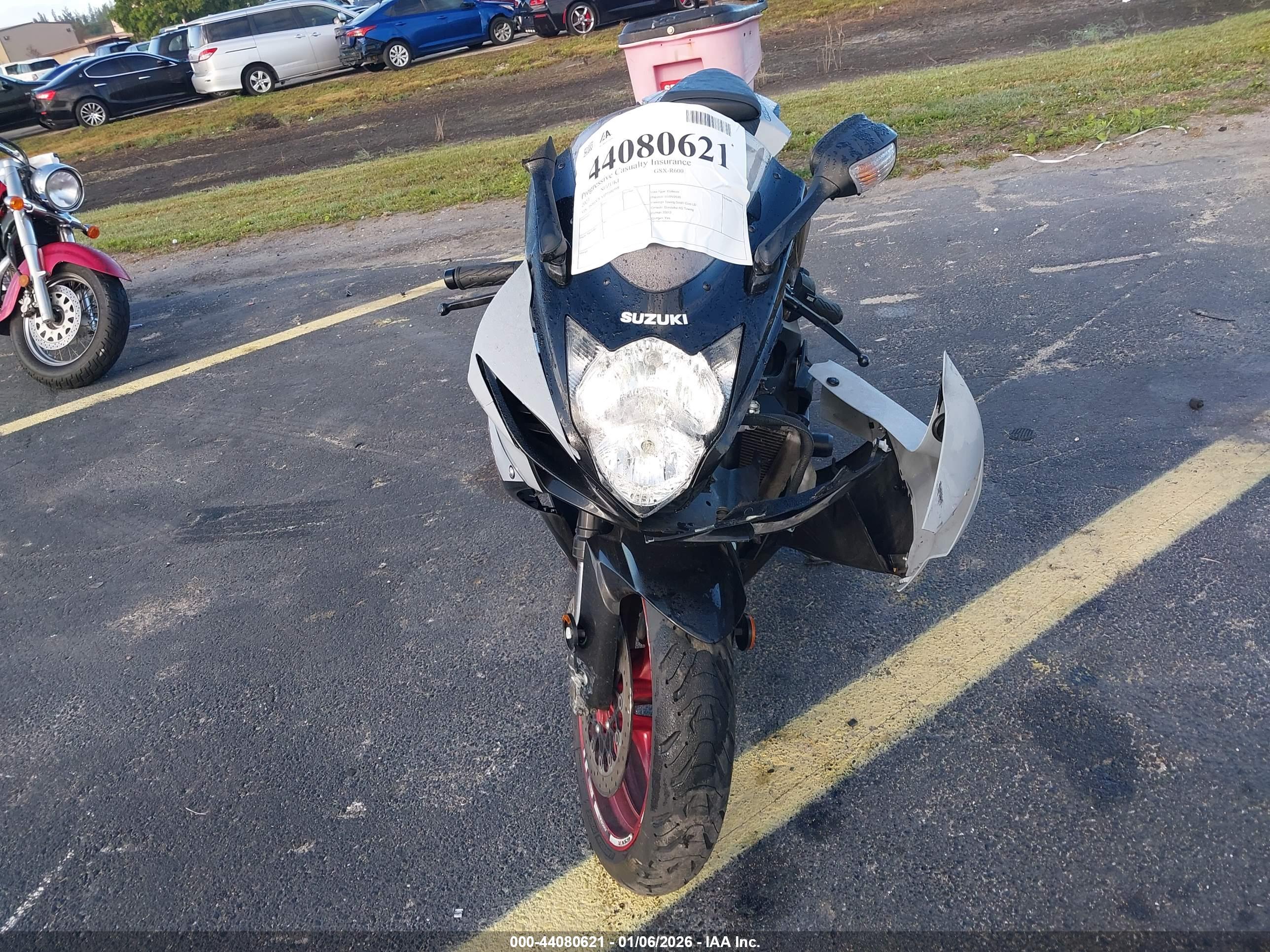 SUZUKI GSX-R600 image 5