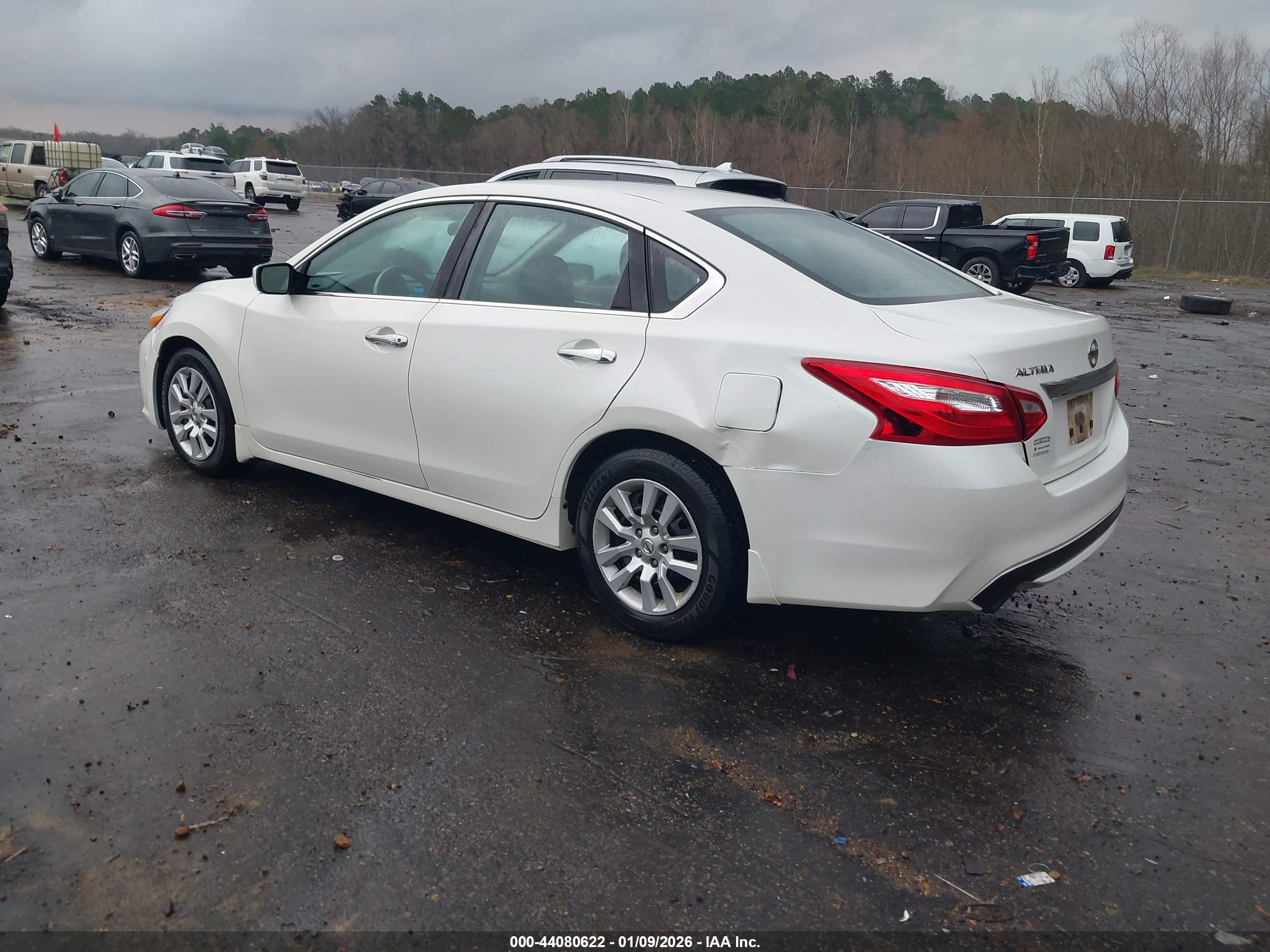 NISSAN ALTIMA image 3