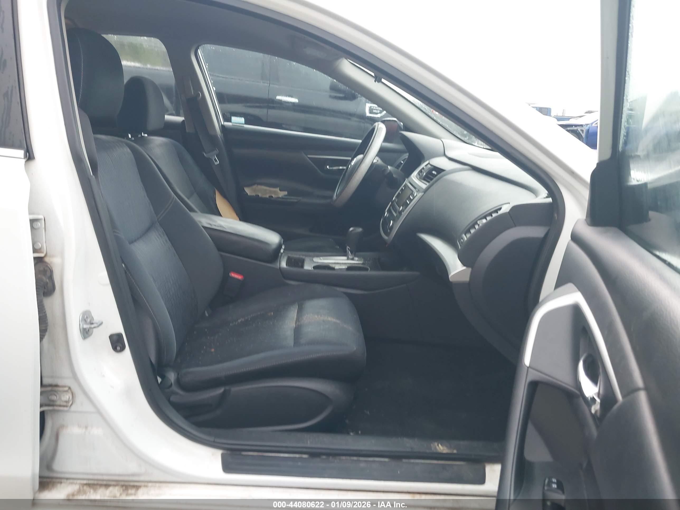 NISSAN ALTIMA image 5