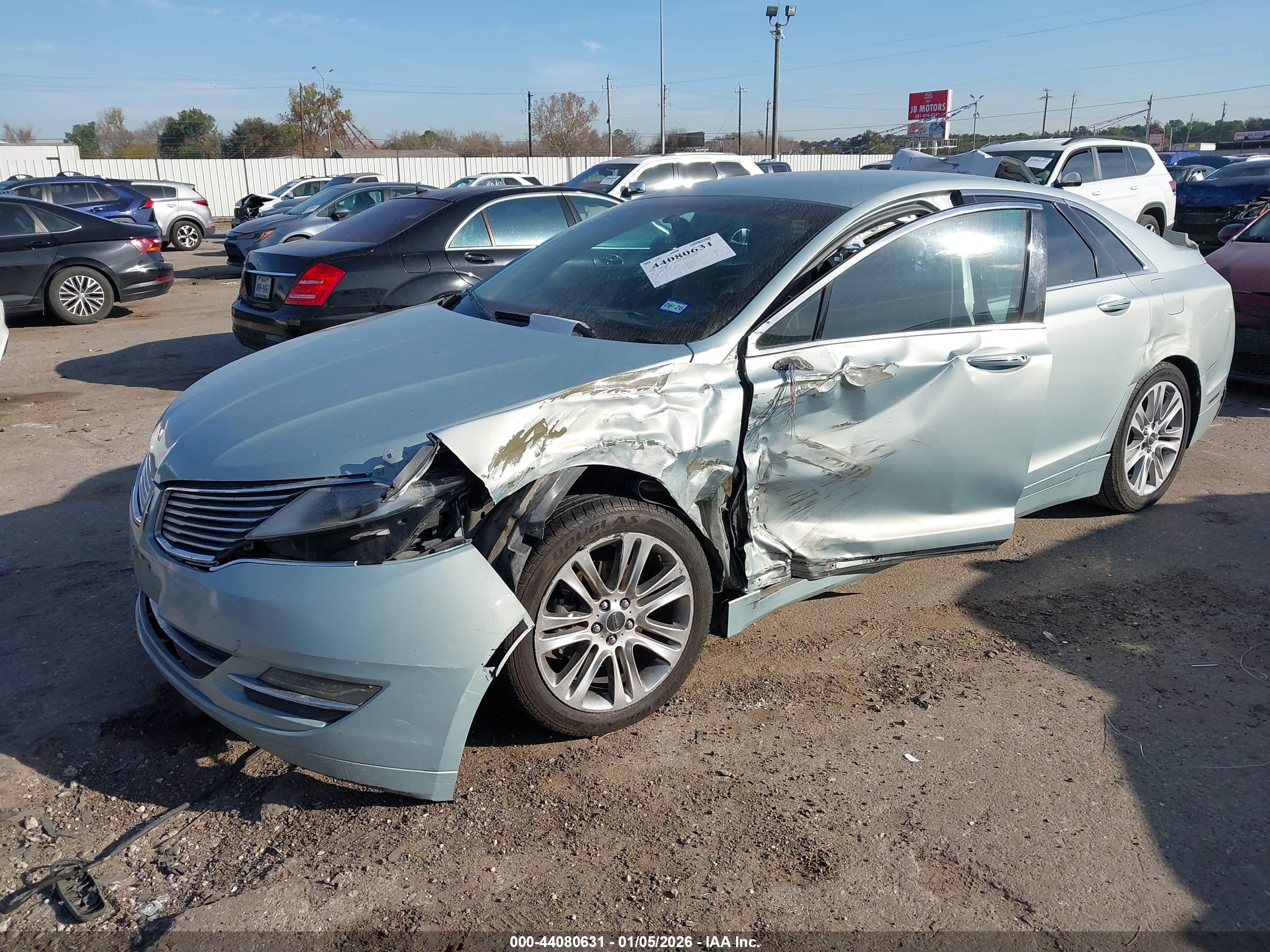 LINCOLN MKZ image 2