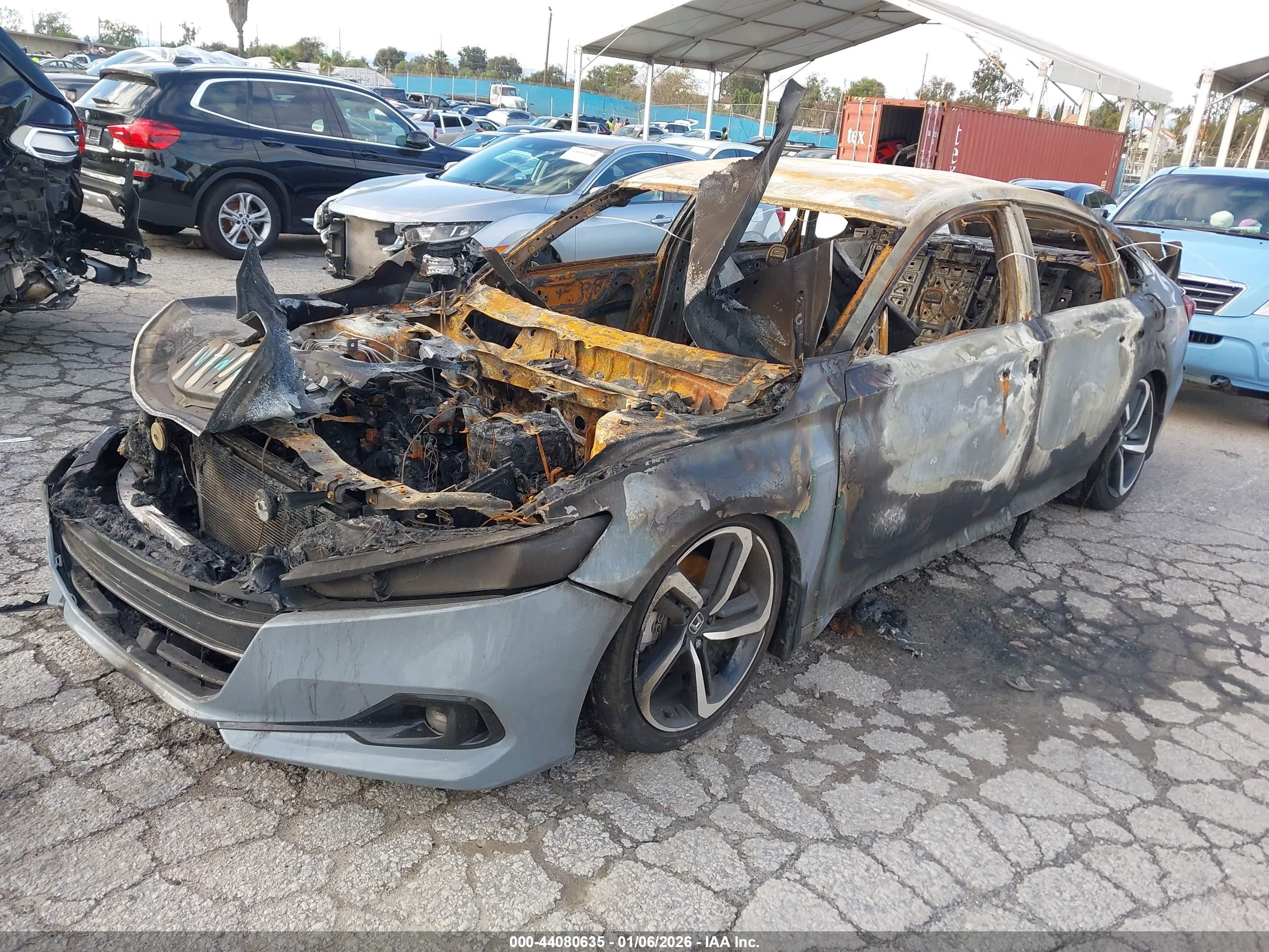 HONDA ACCORD image 2