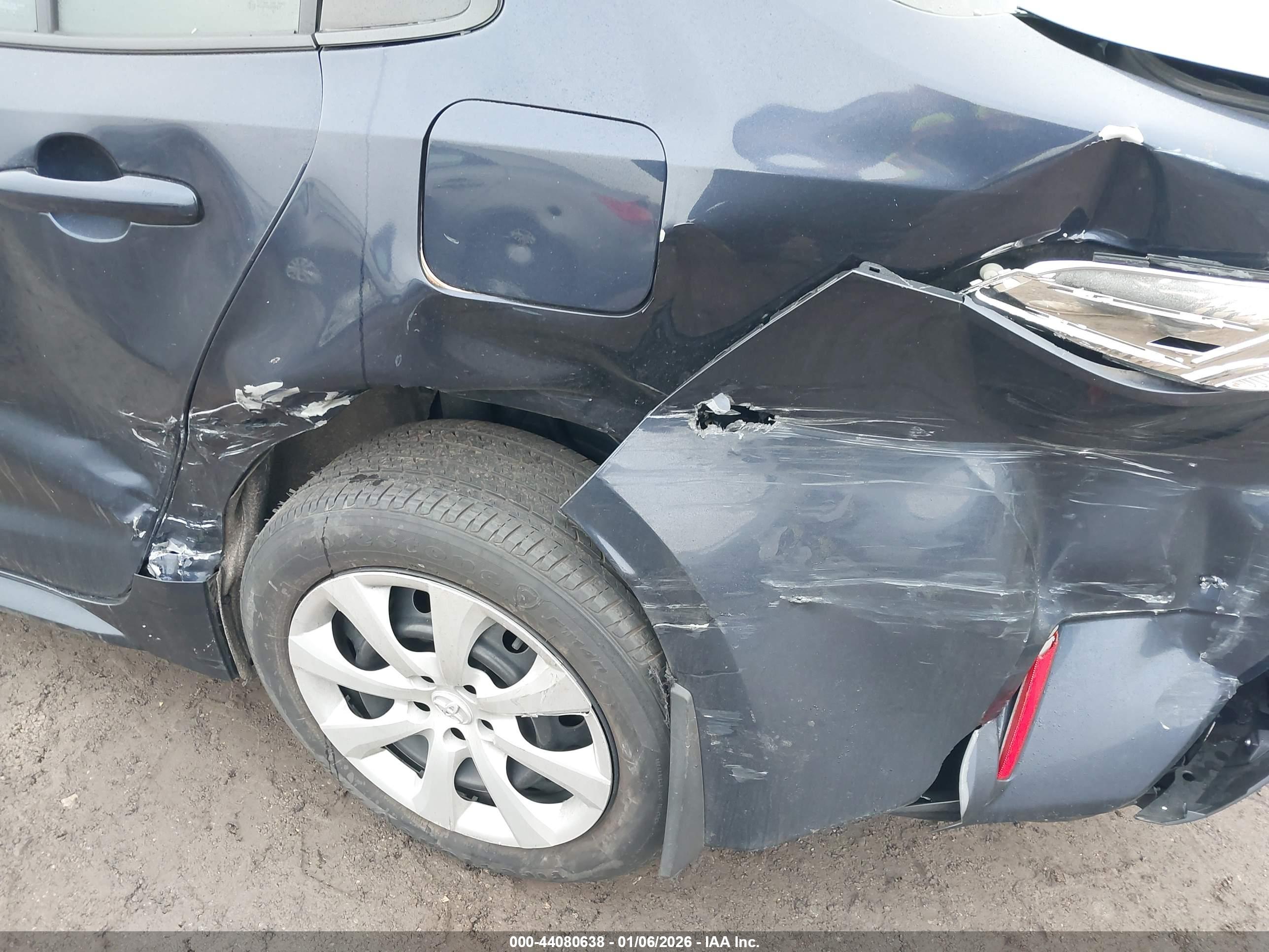 TOYOTA COROLLA image 6