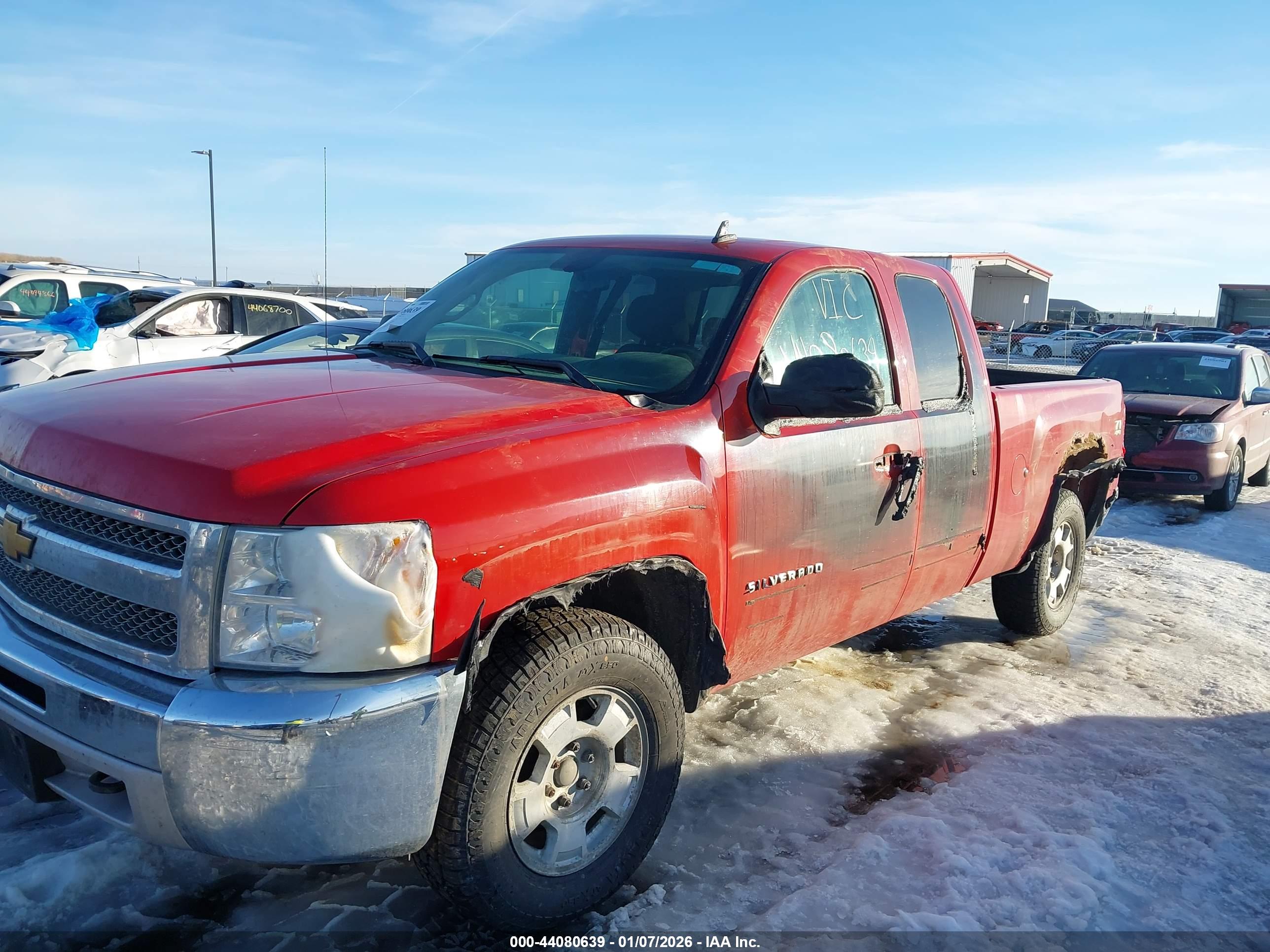 CHEVROLET SILVERADO image 6