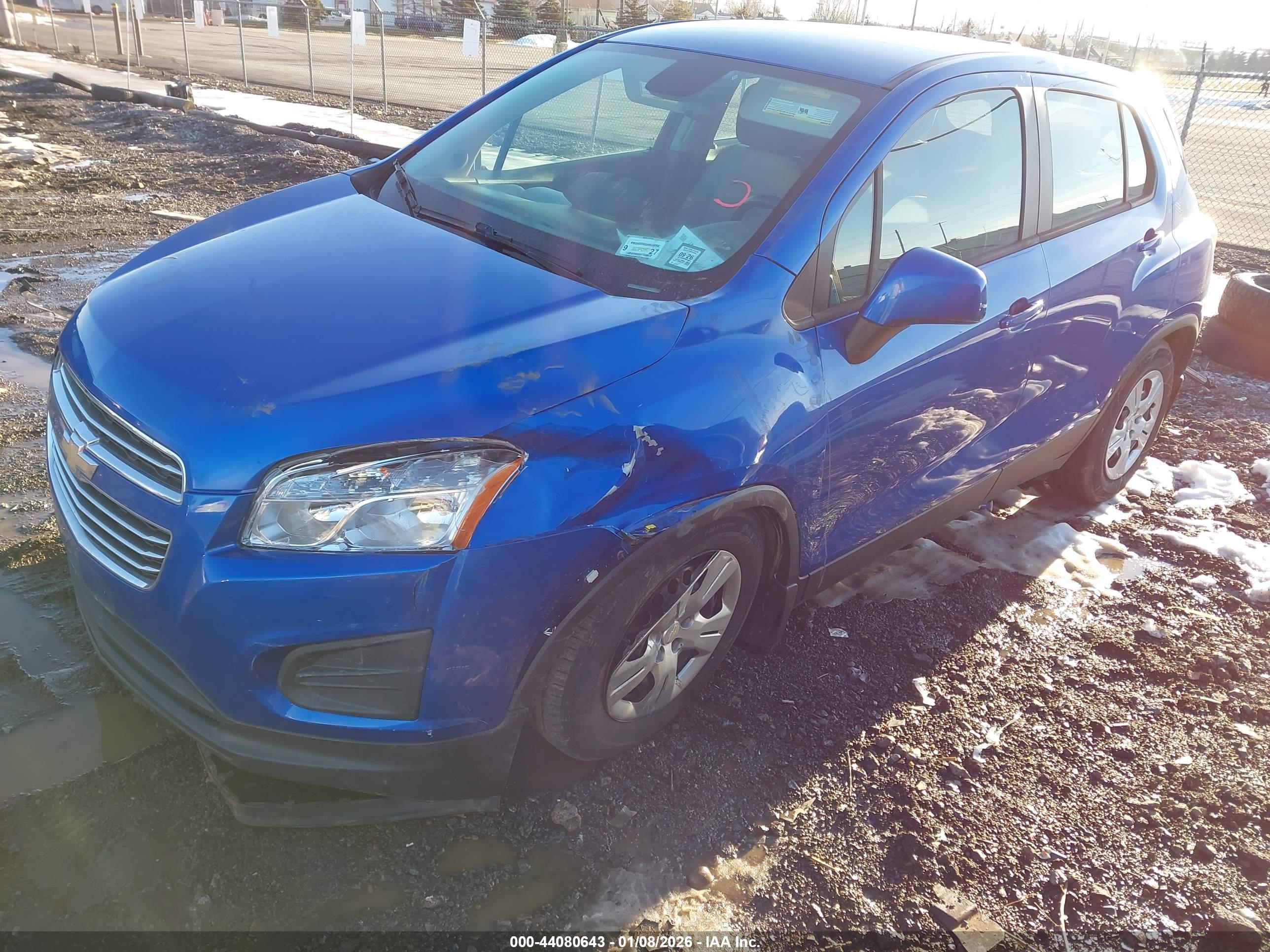 CHEVROLET TRAX image 2