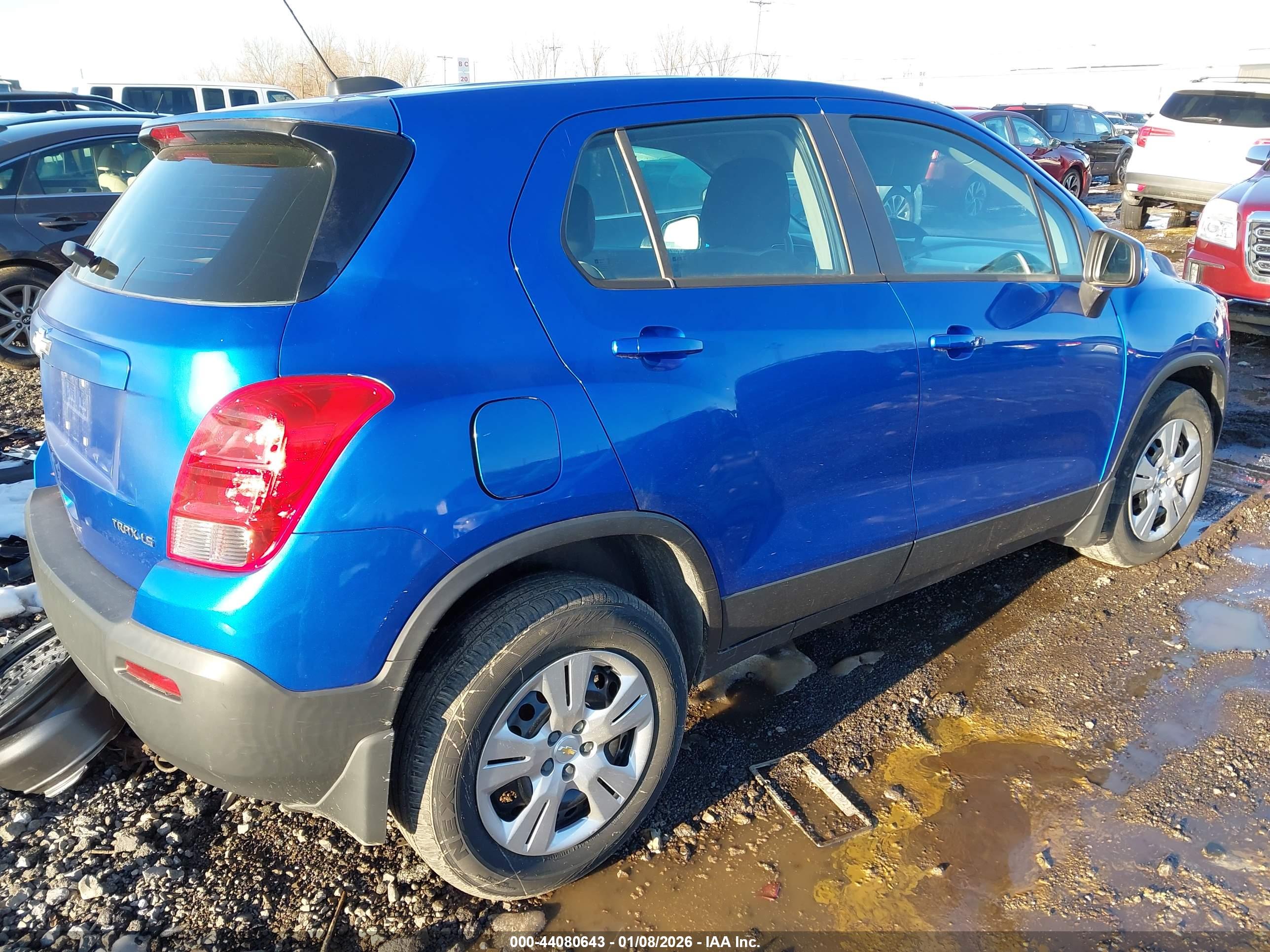 CHEVROLET TRAX image 4
