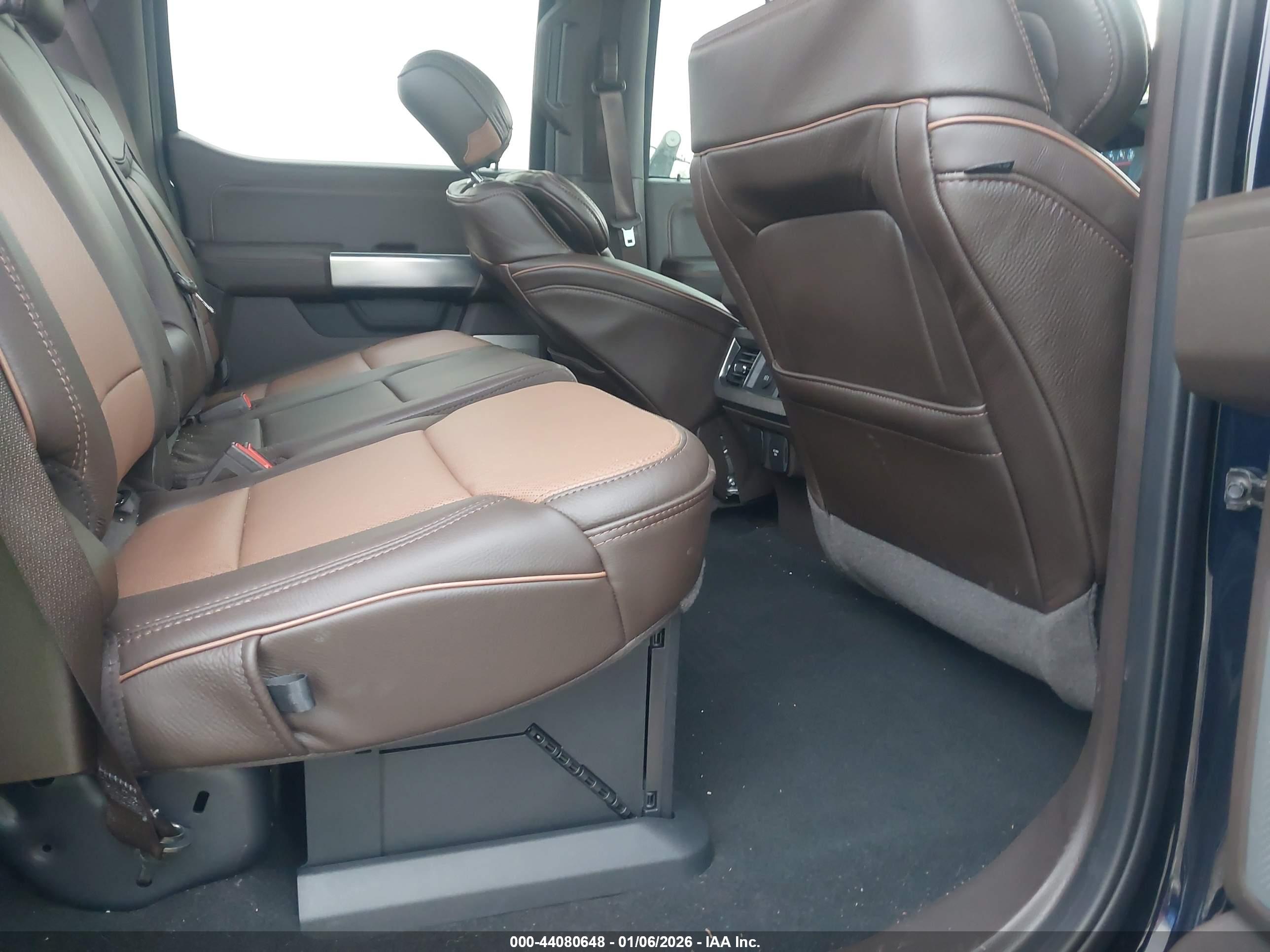 FORD F-350 image 8