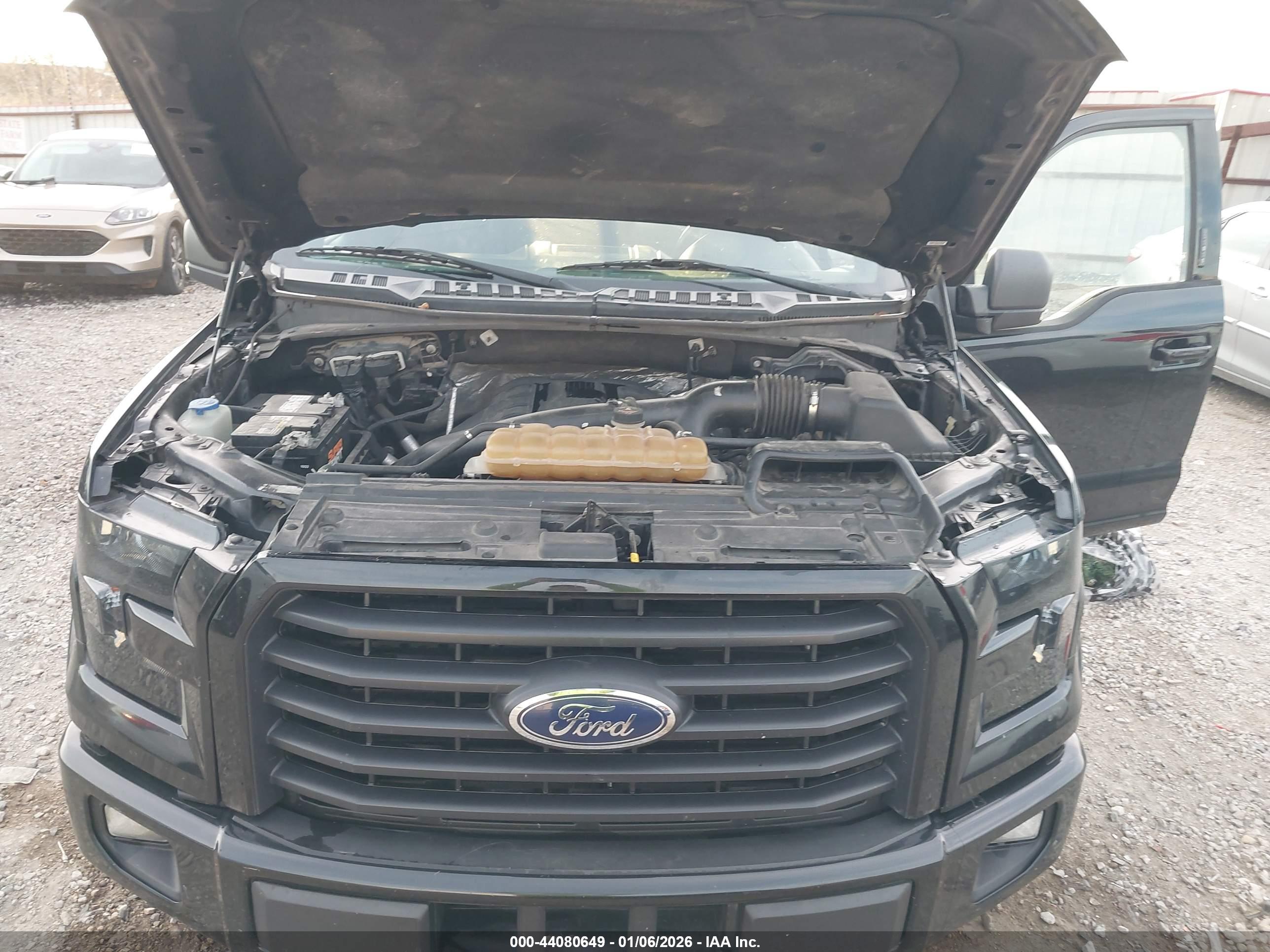 FORD F-150 image 10