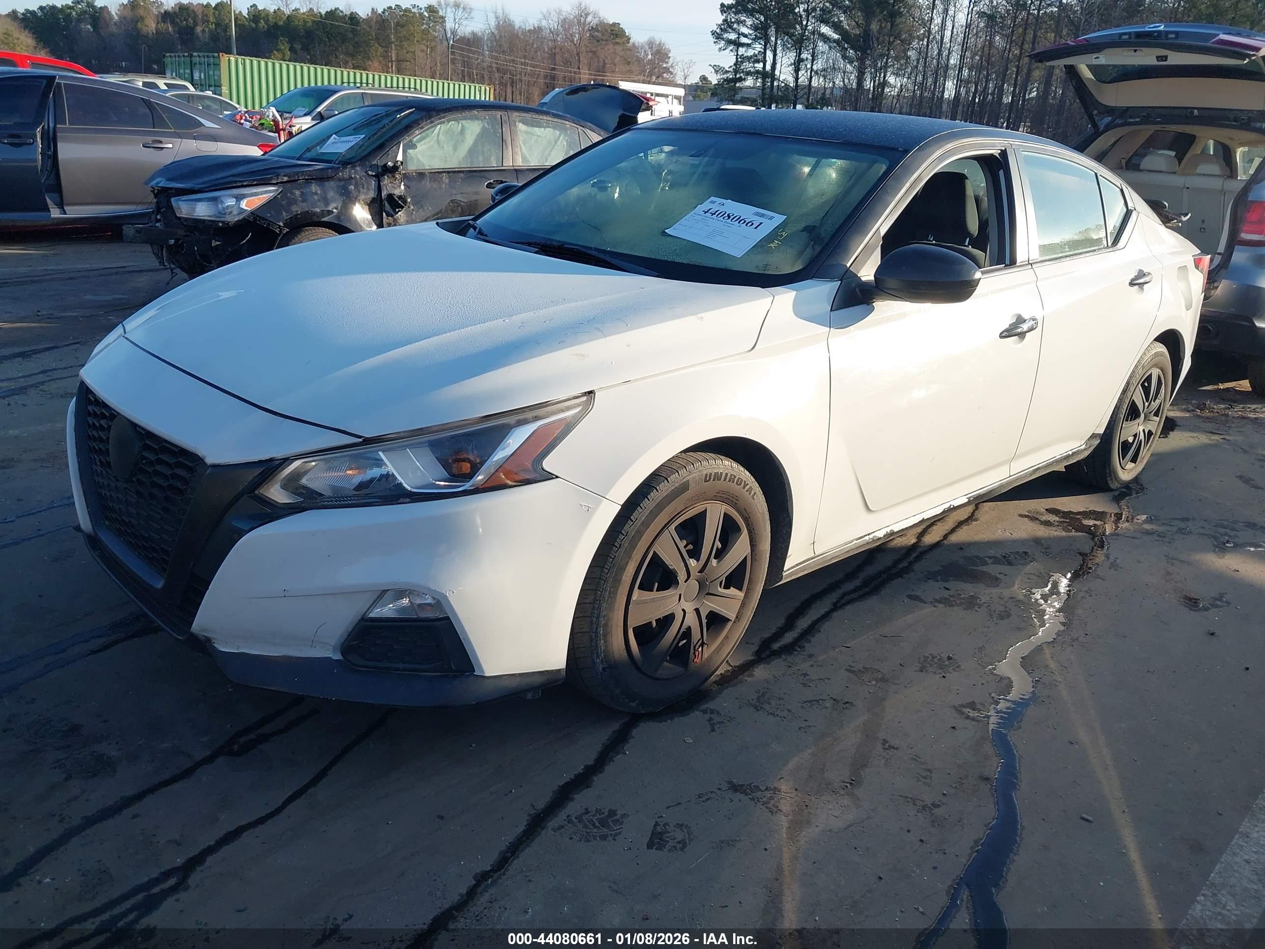 NISSAN ALTIMA image 2