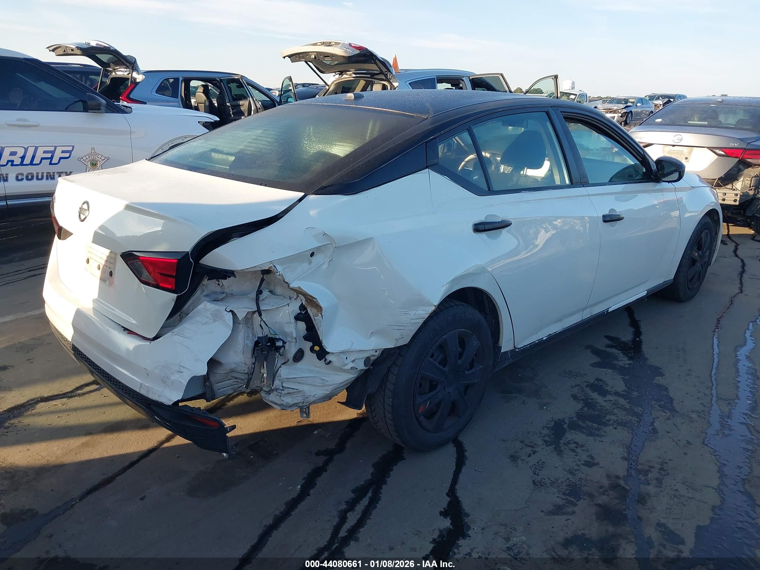 NISSAN ALTIMA image 4