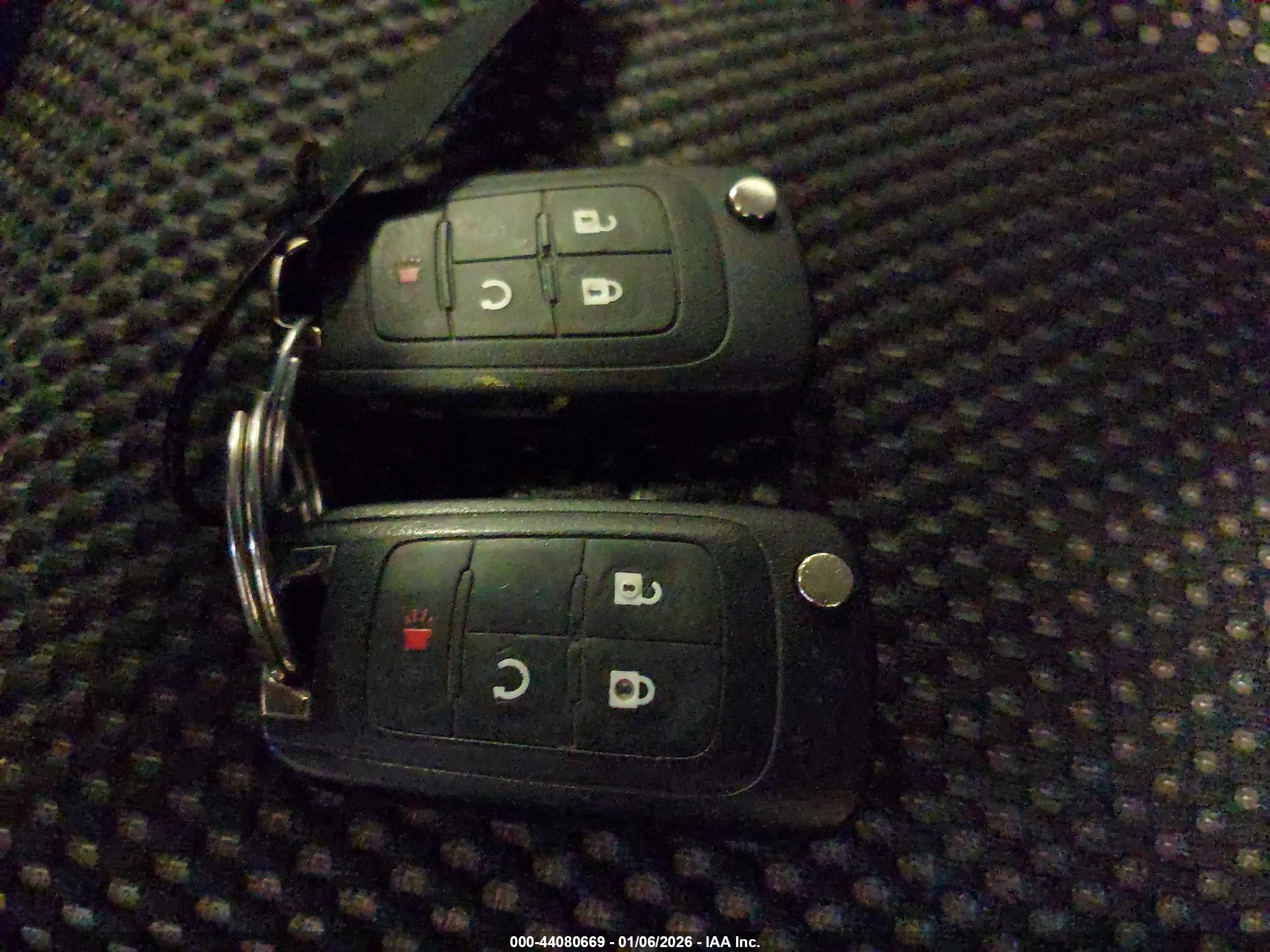 CHEVROLET EQUINOX image 11