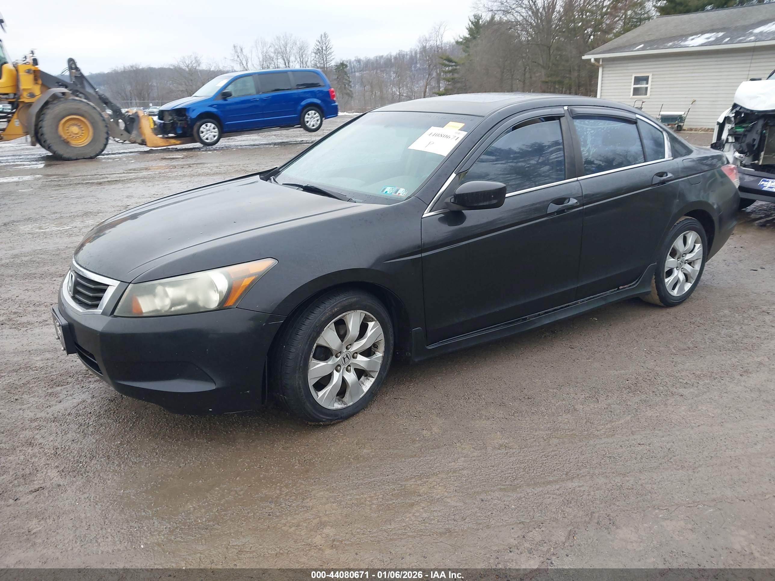 HONDA ACCORD image 2