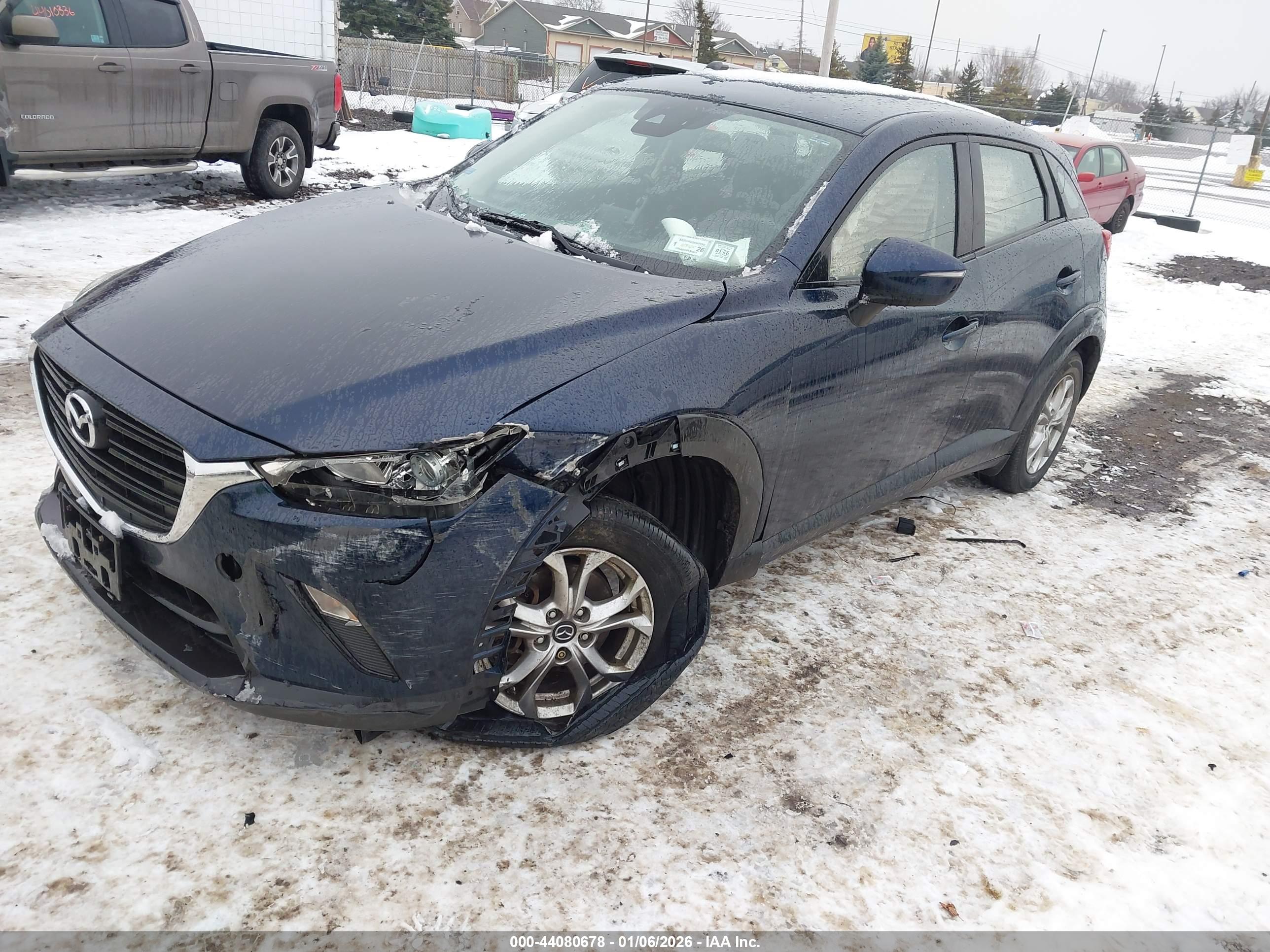 MAZDA CX-3 image 2