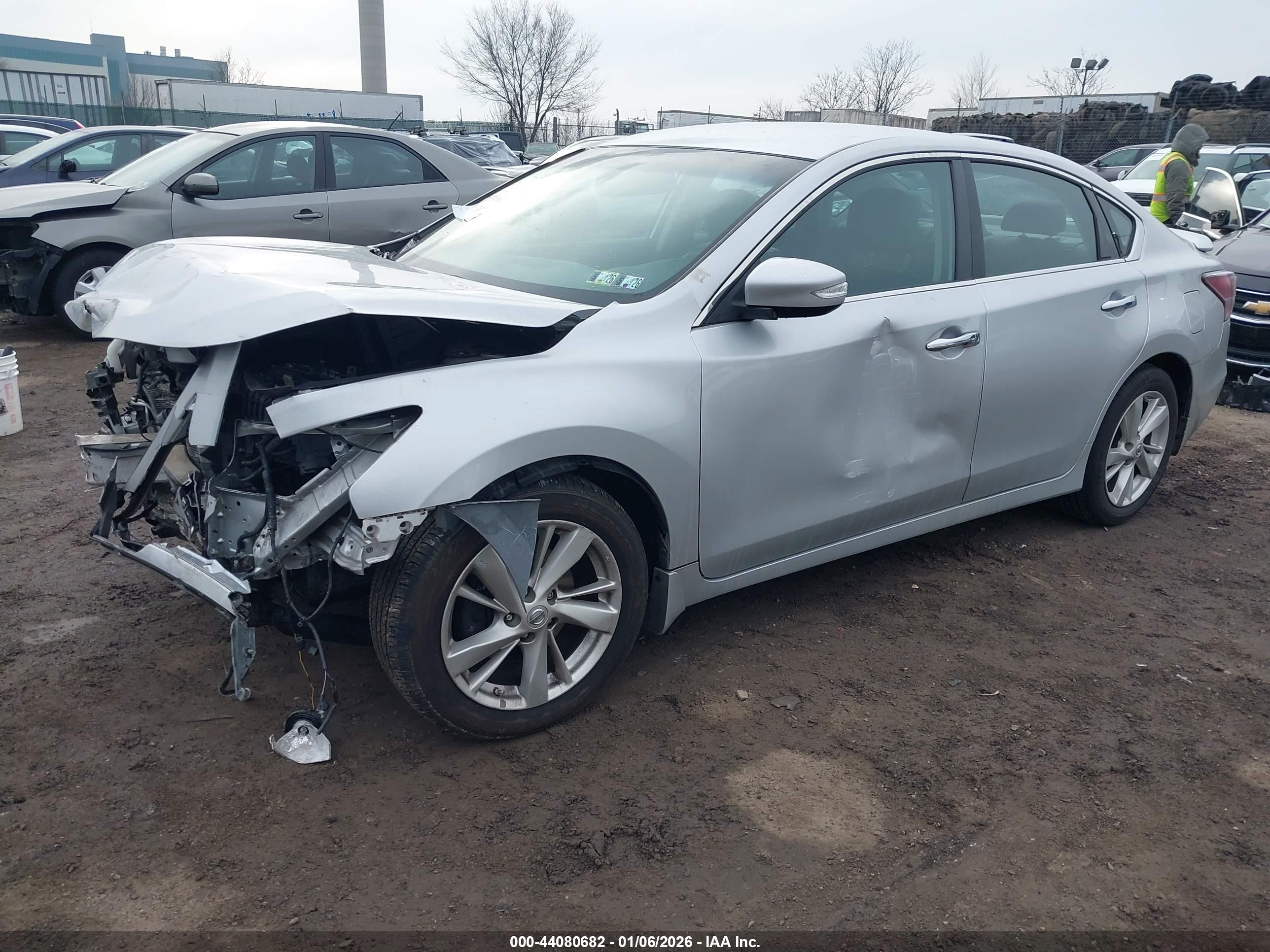 NISSAN ALTIMA image 2