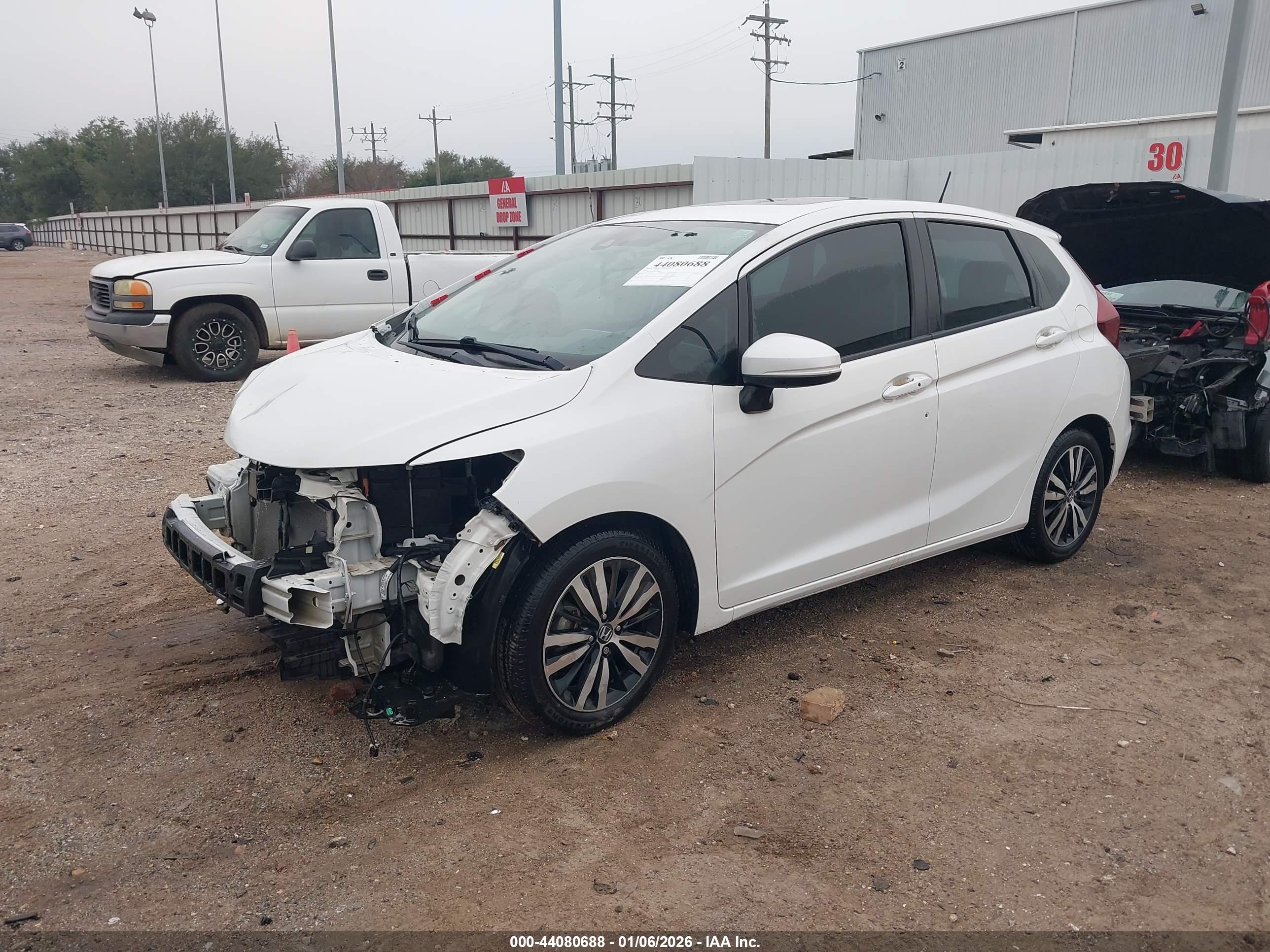 HONDA FIT image 2