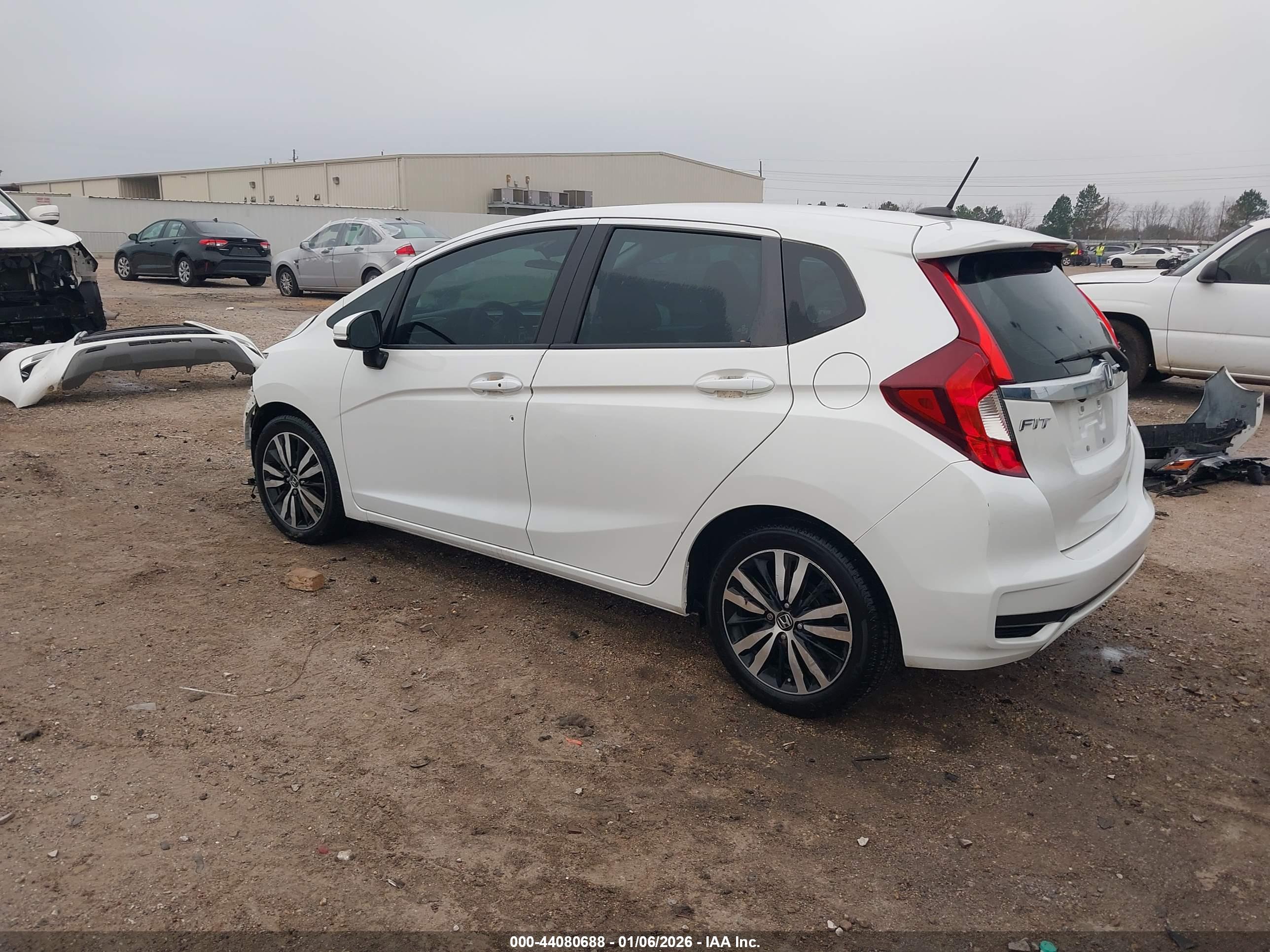 HONDA FIT image 3