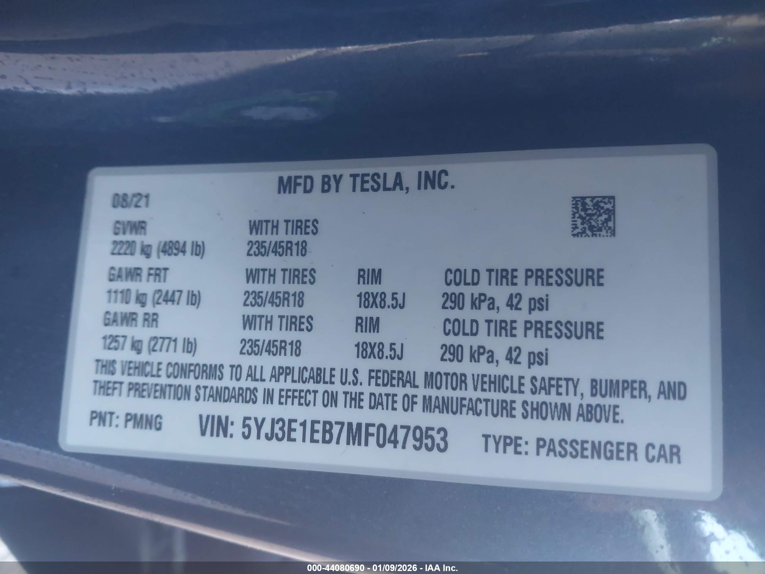 TESLA MODEL image 9