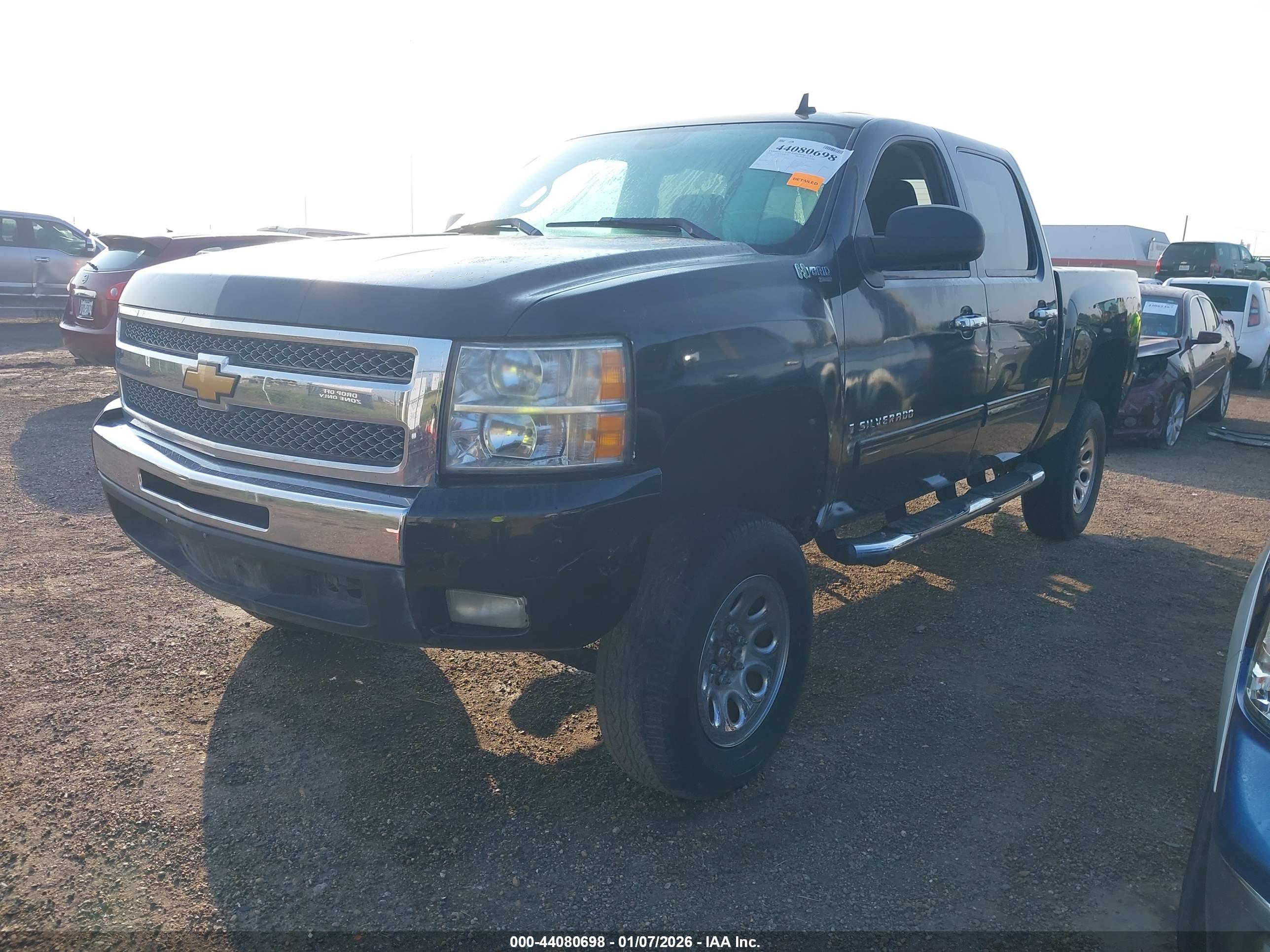 CHEVROLET SILVERADO image 2