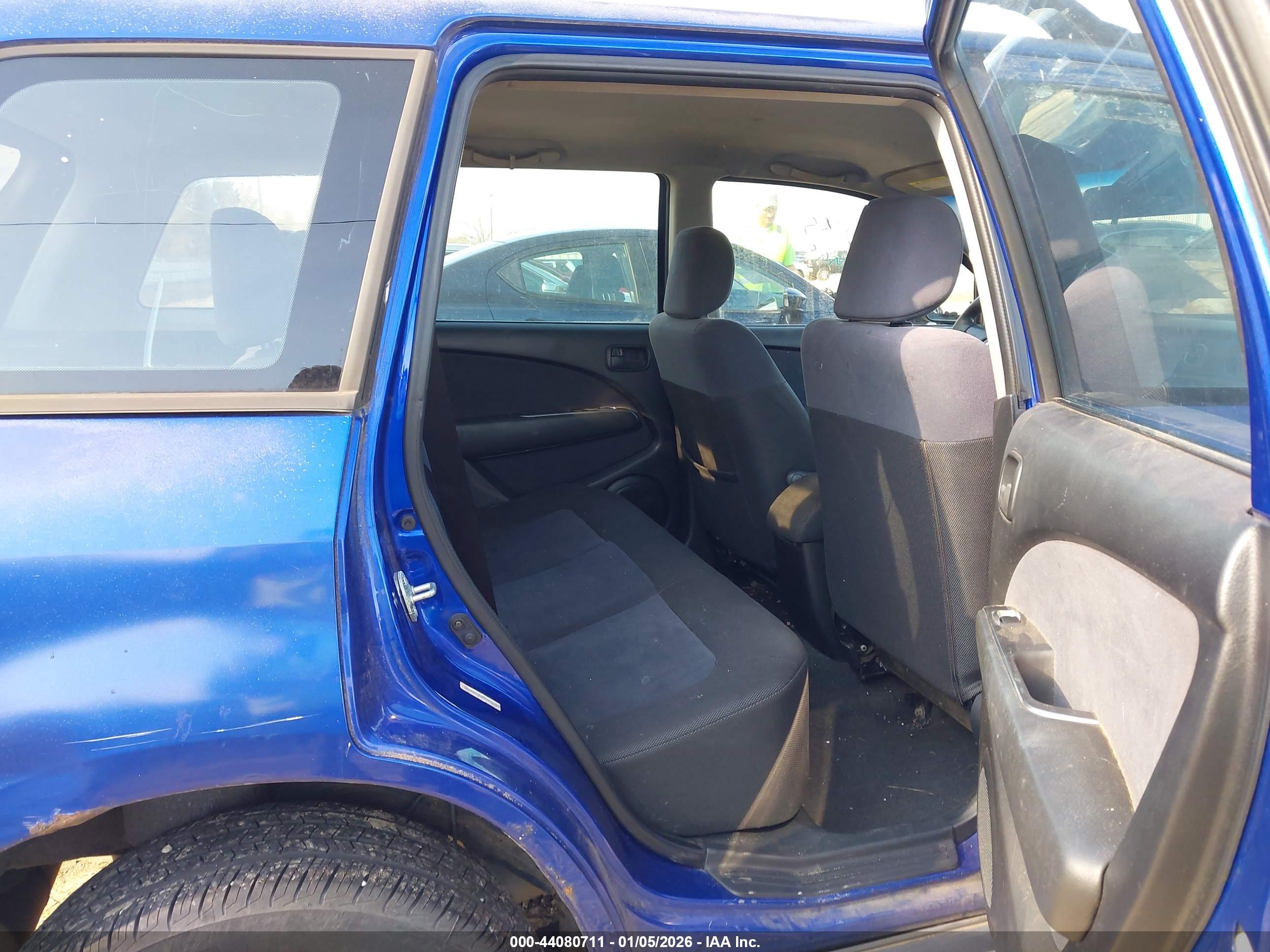 MITSUBISHI OUTLANDER image 8