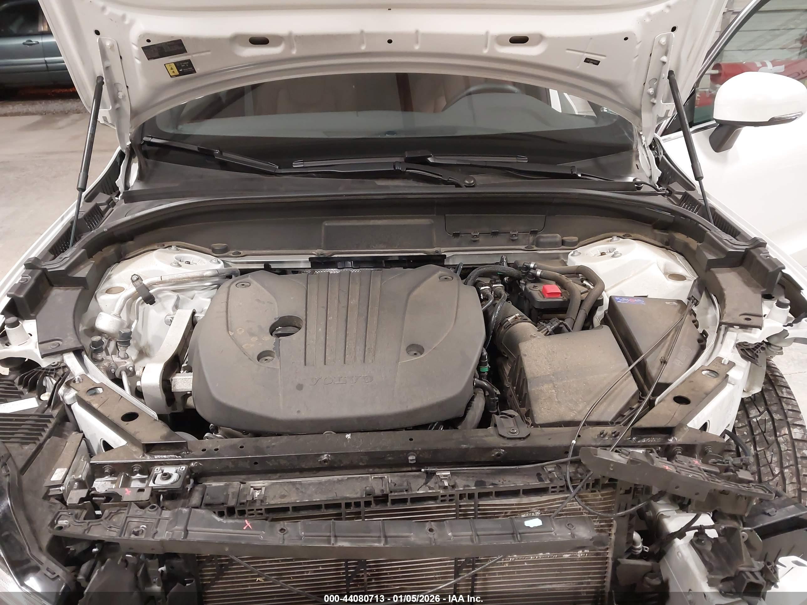 VOLVO XC60 image 10