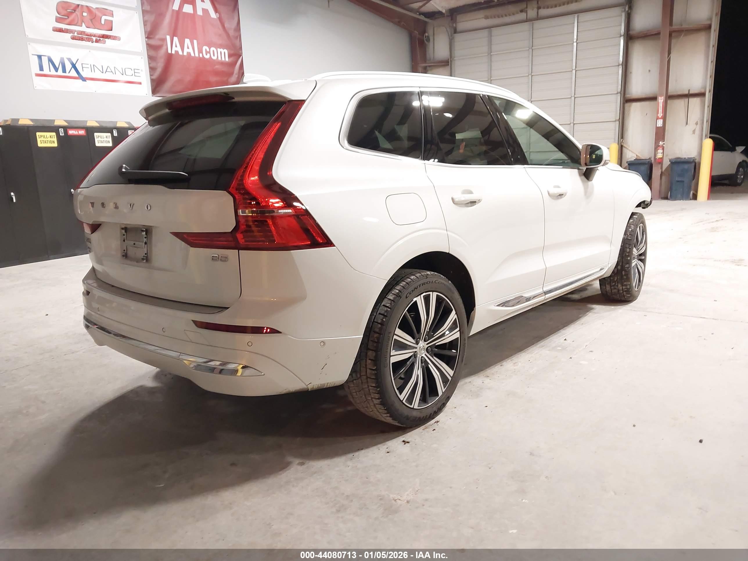 VOLVO XC60 image 4