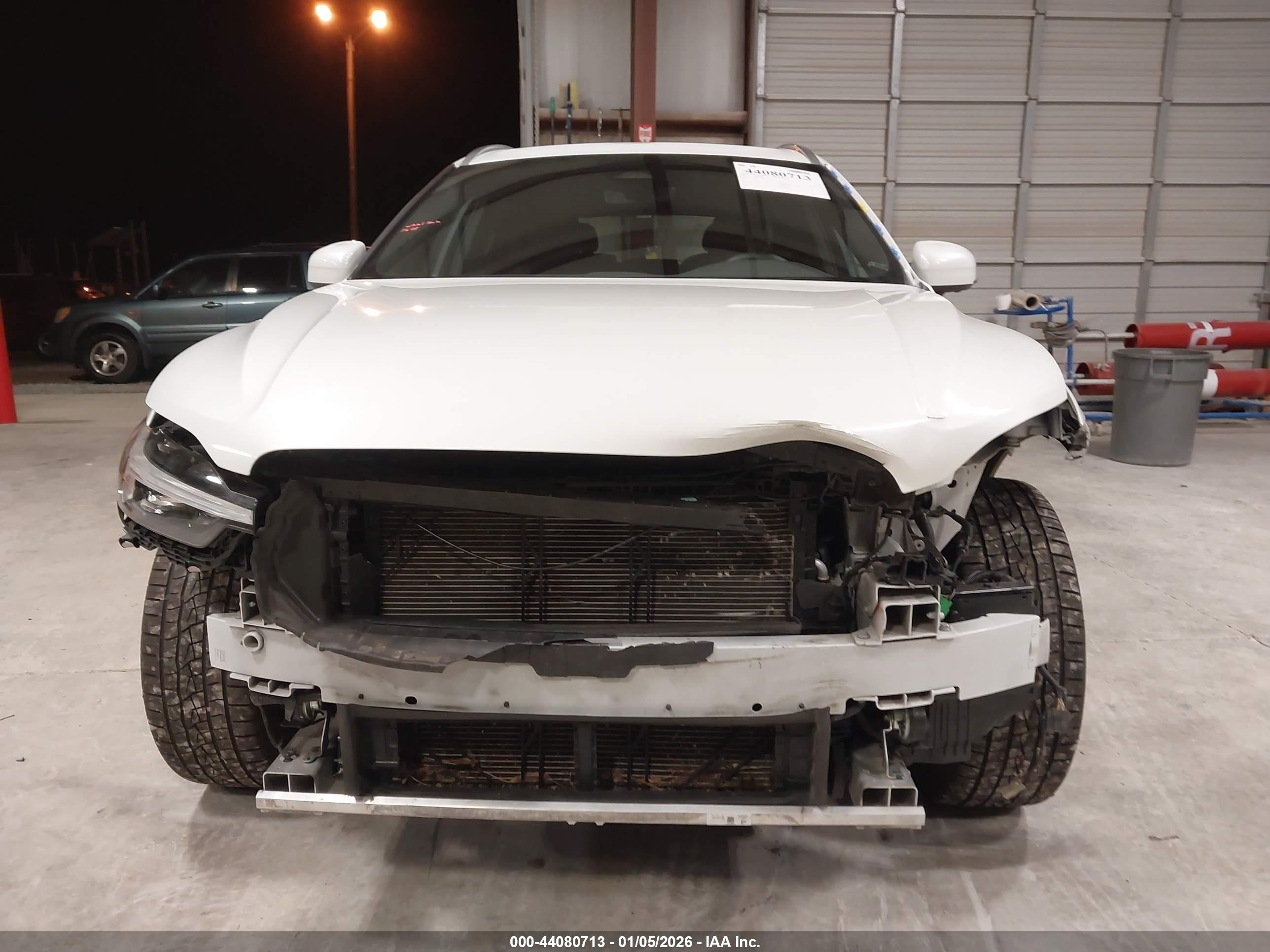 VOLVO XC60 image 6