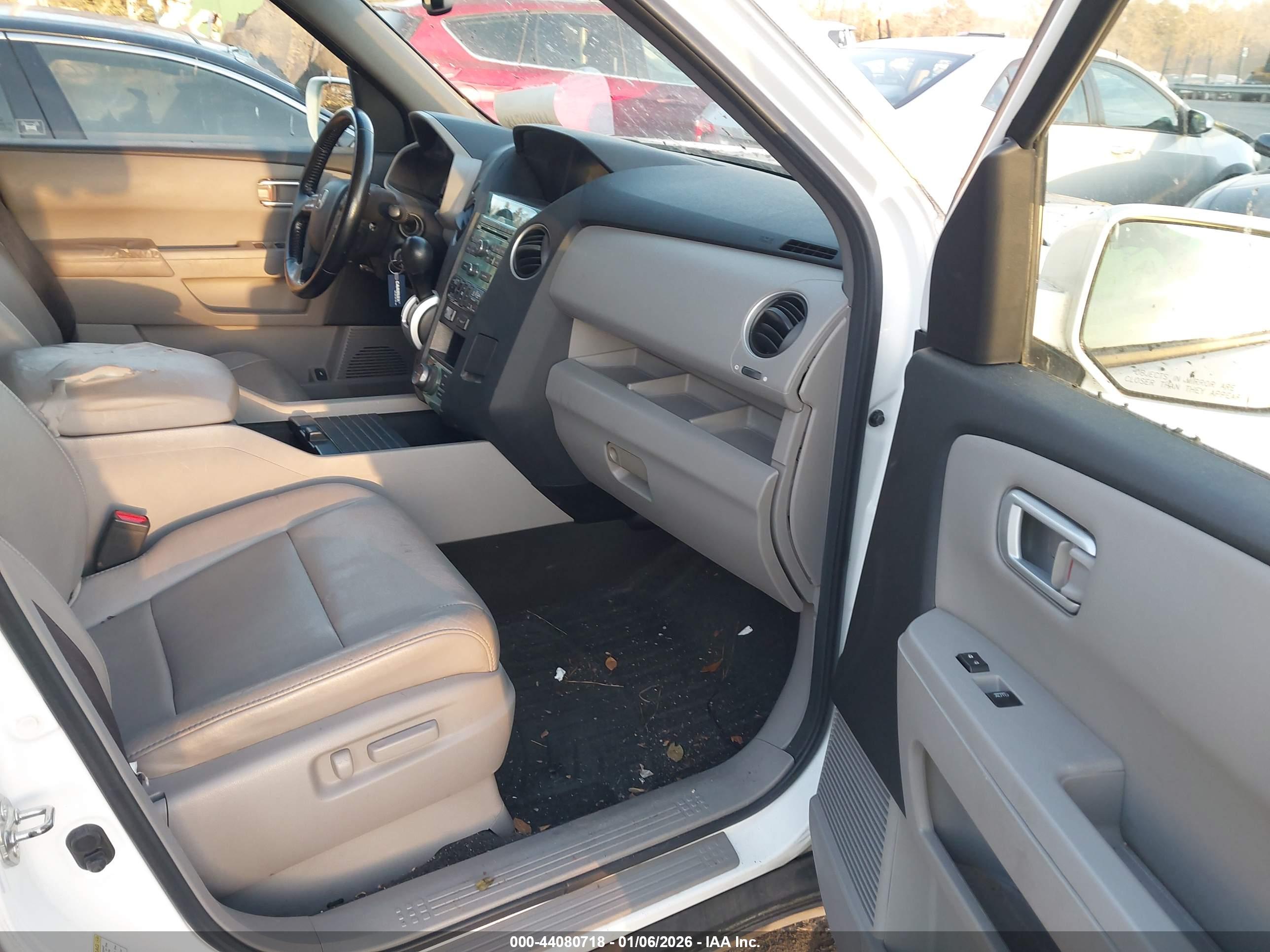 HONDA PILOT image 5