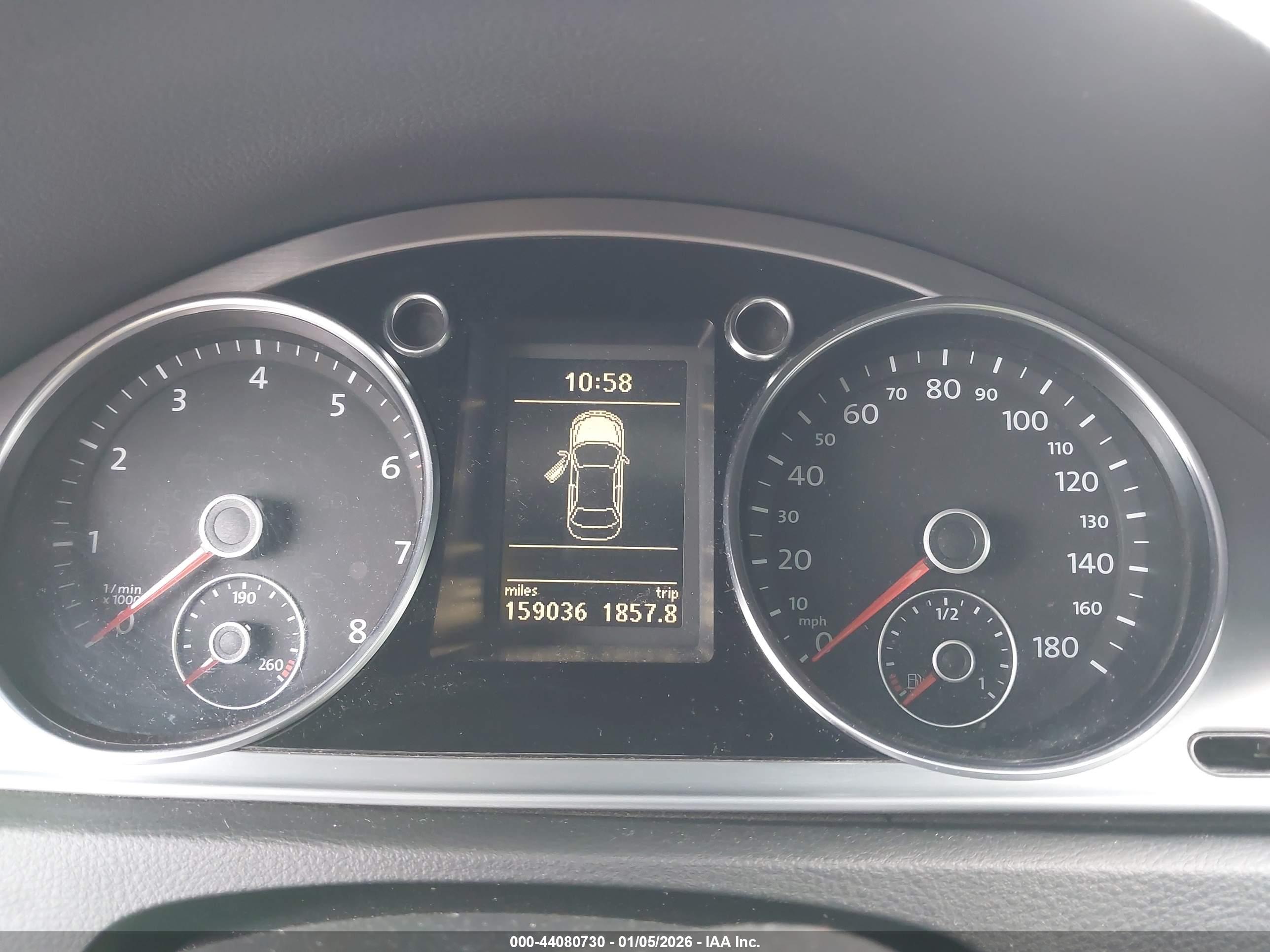 VOLKSWAGEN CC image 7