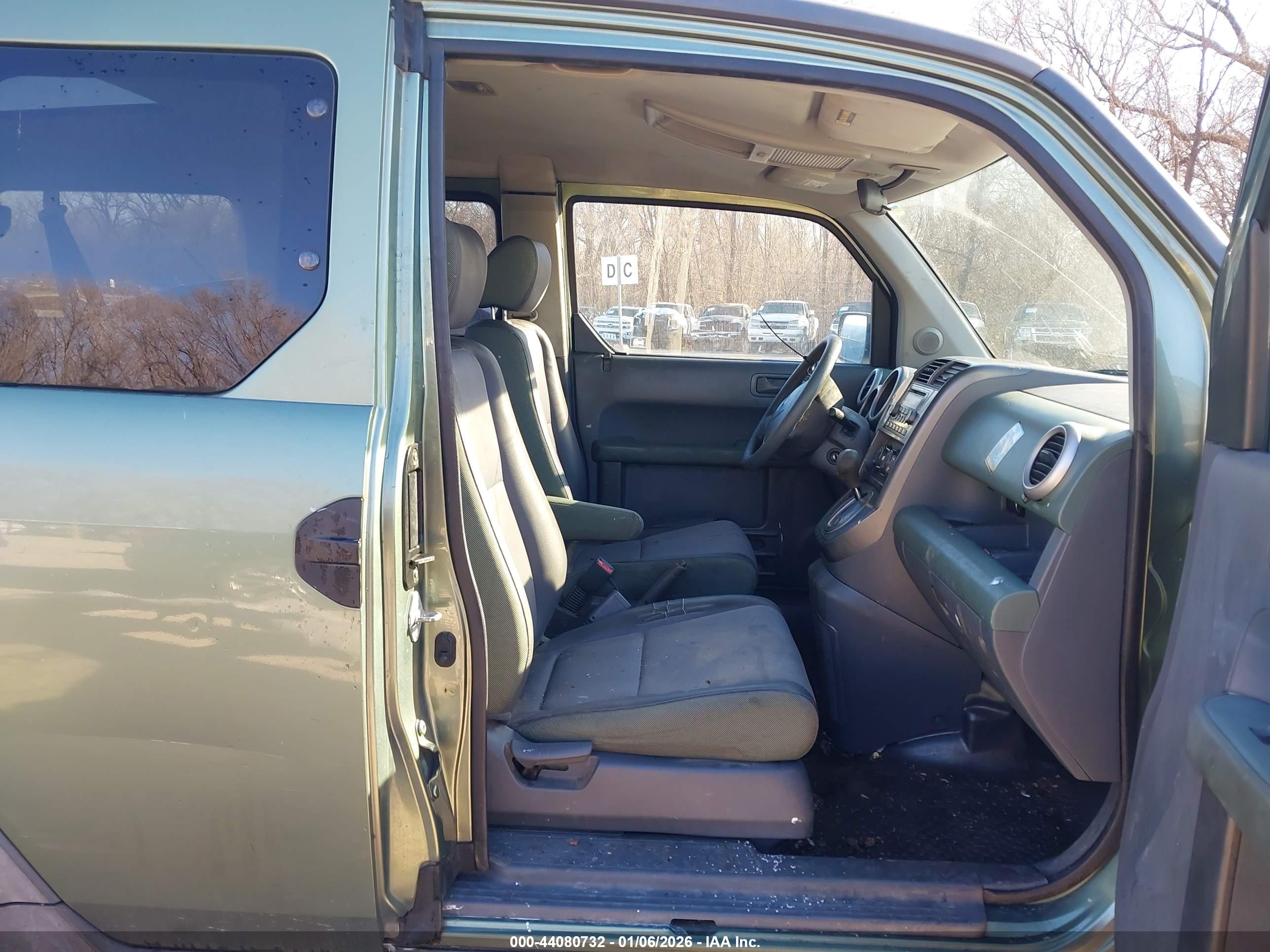 HONDA ELEMENT image 5