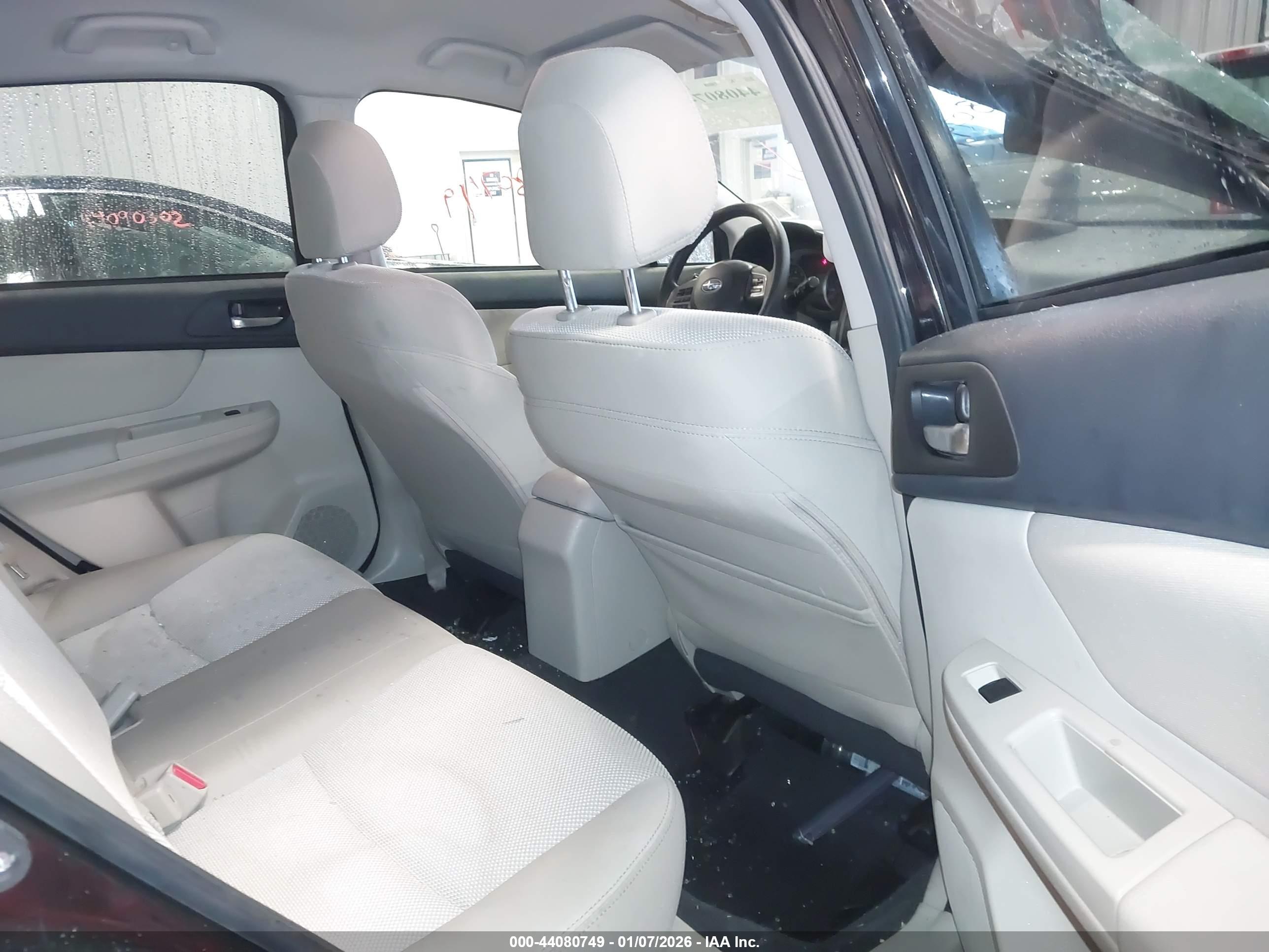 SUBARU XV image 8