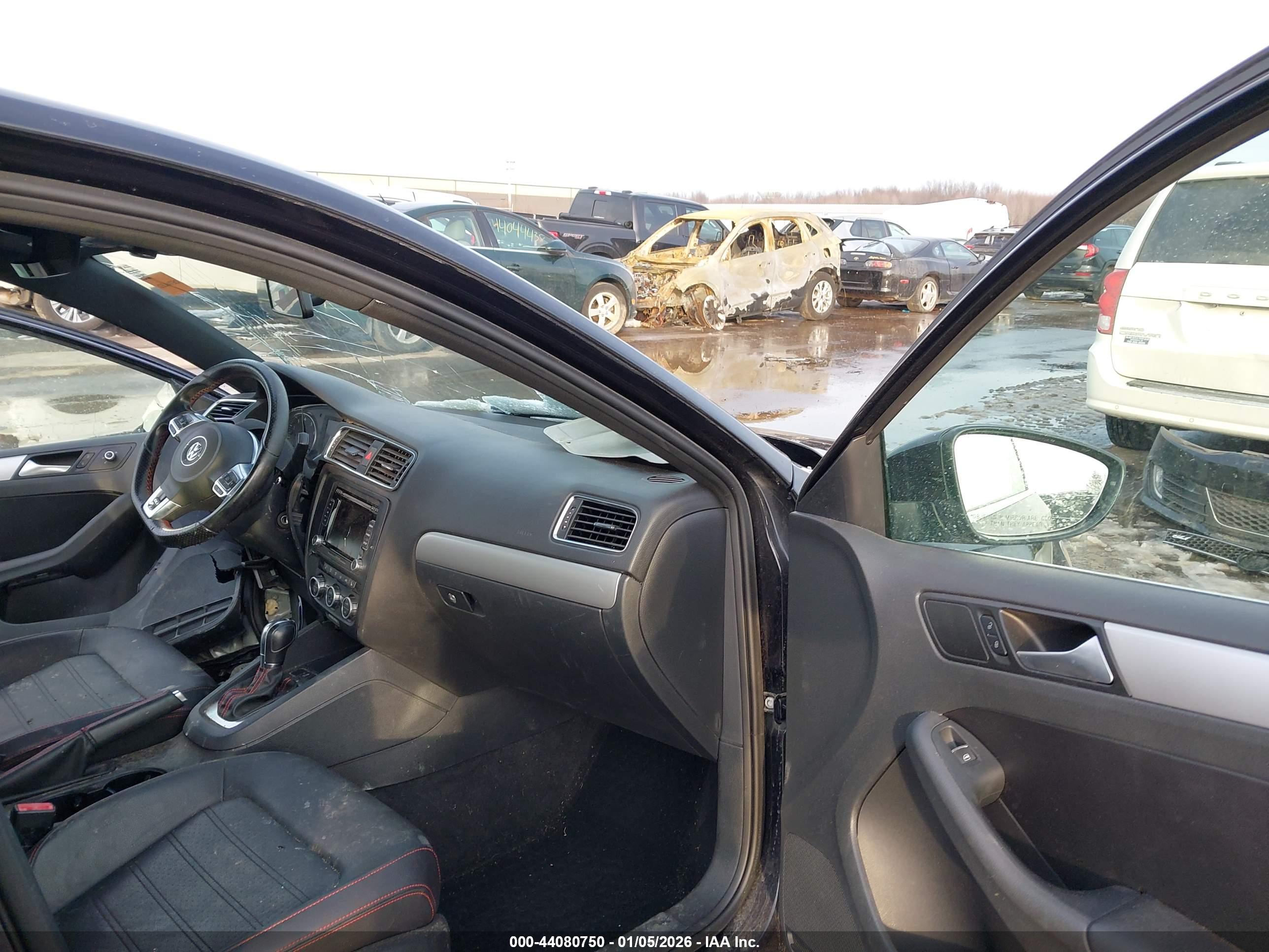 VOLKSWAGEN JETTA image 5