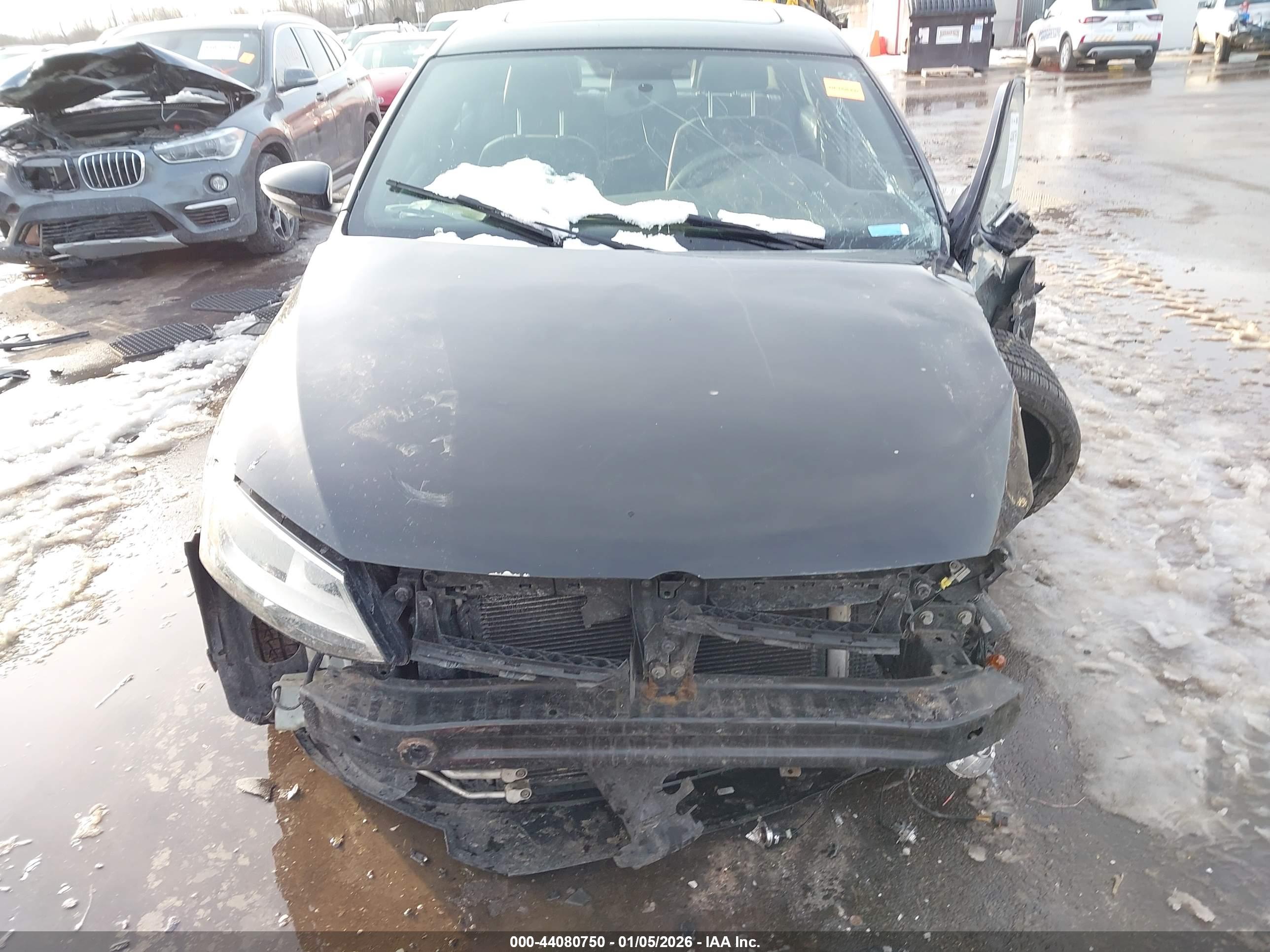 VOLKSWAGEN JETTA image 6