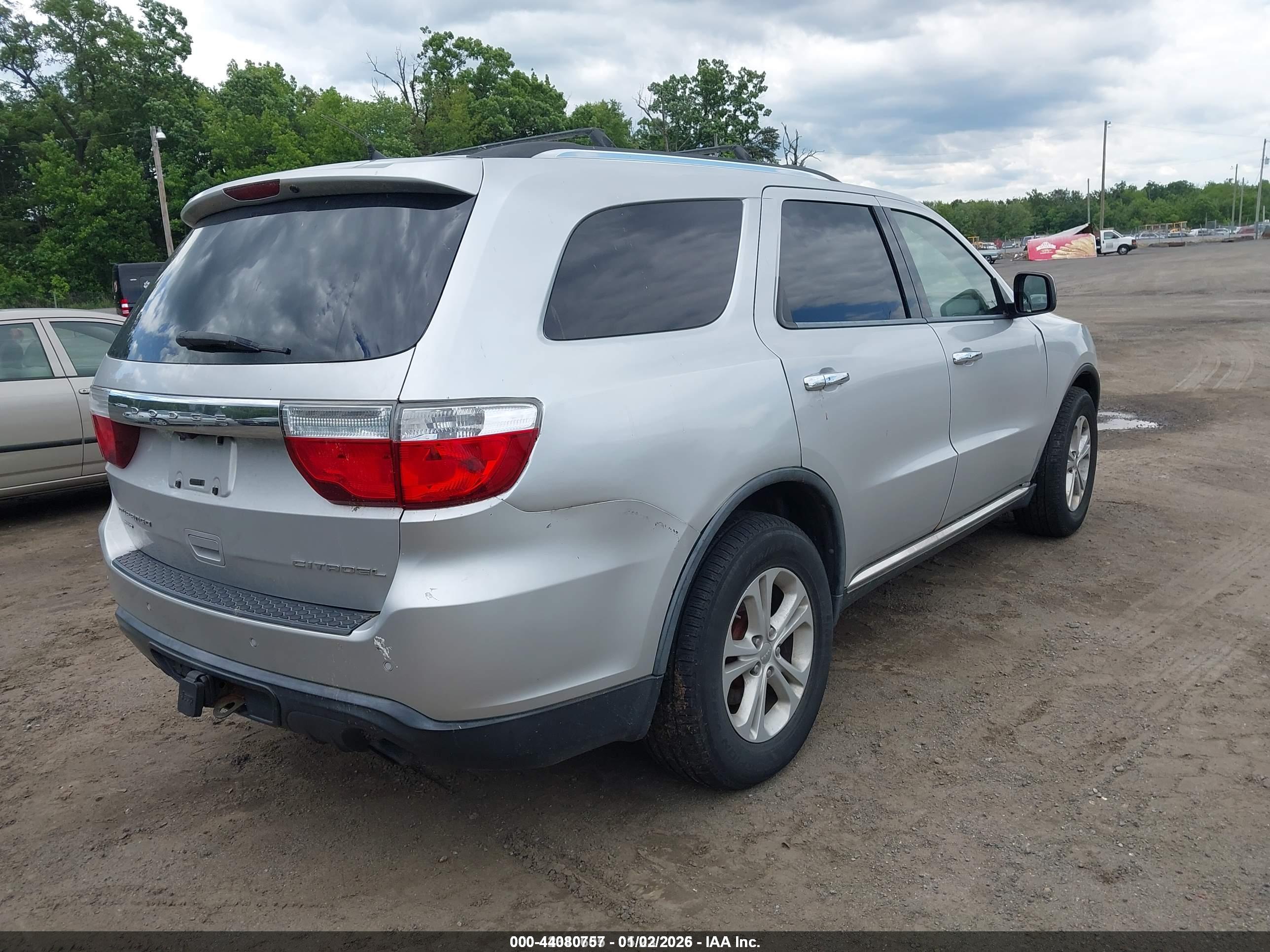 DODGE DURANGO image 4