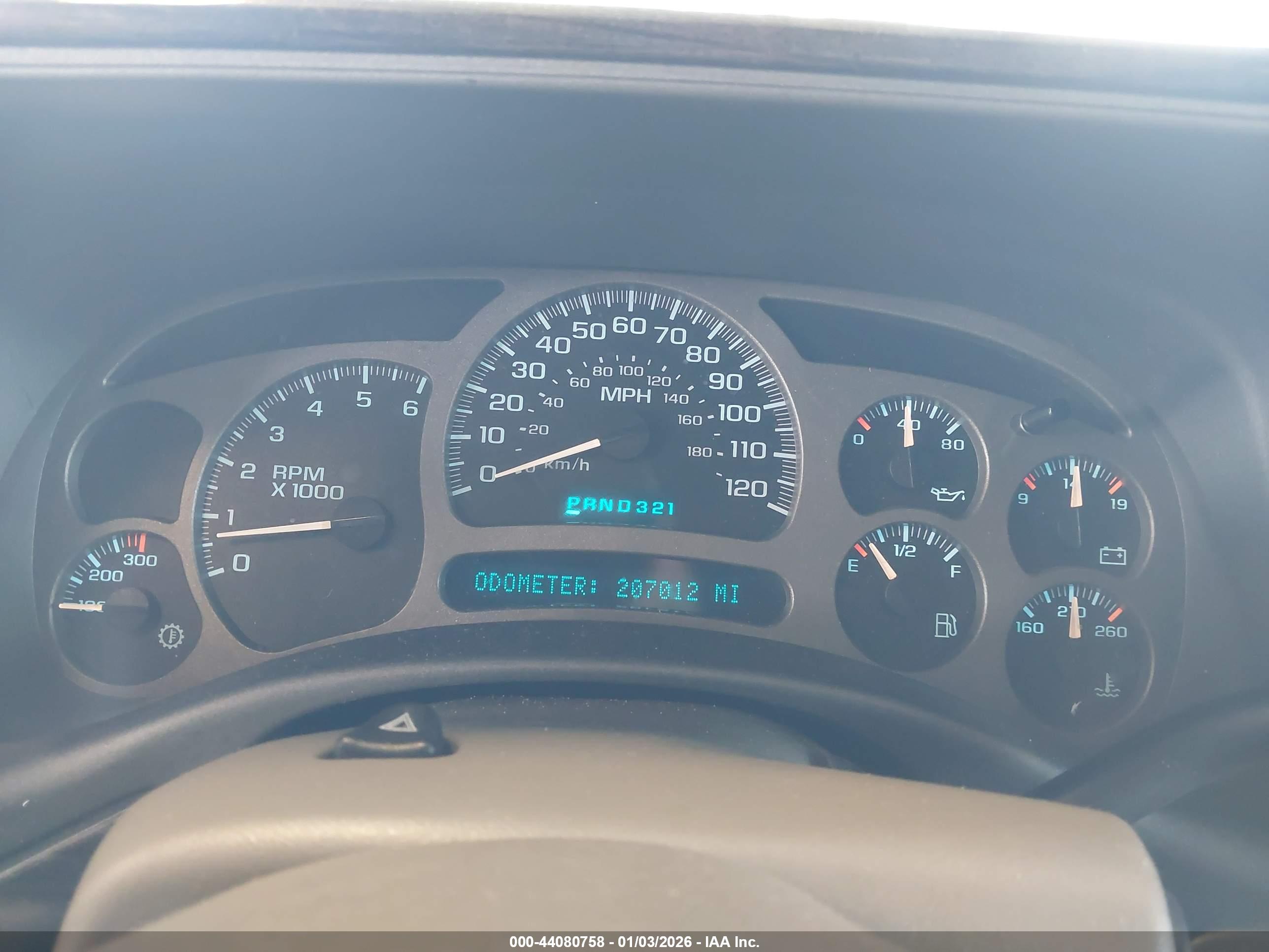 GMC YUKON image 7