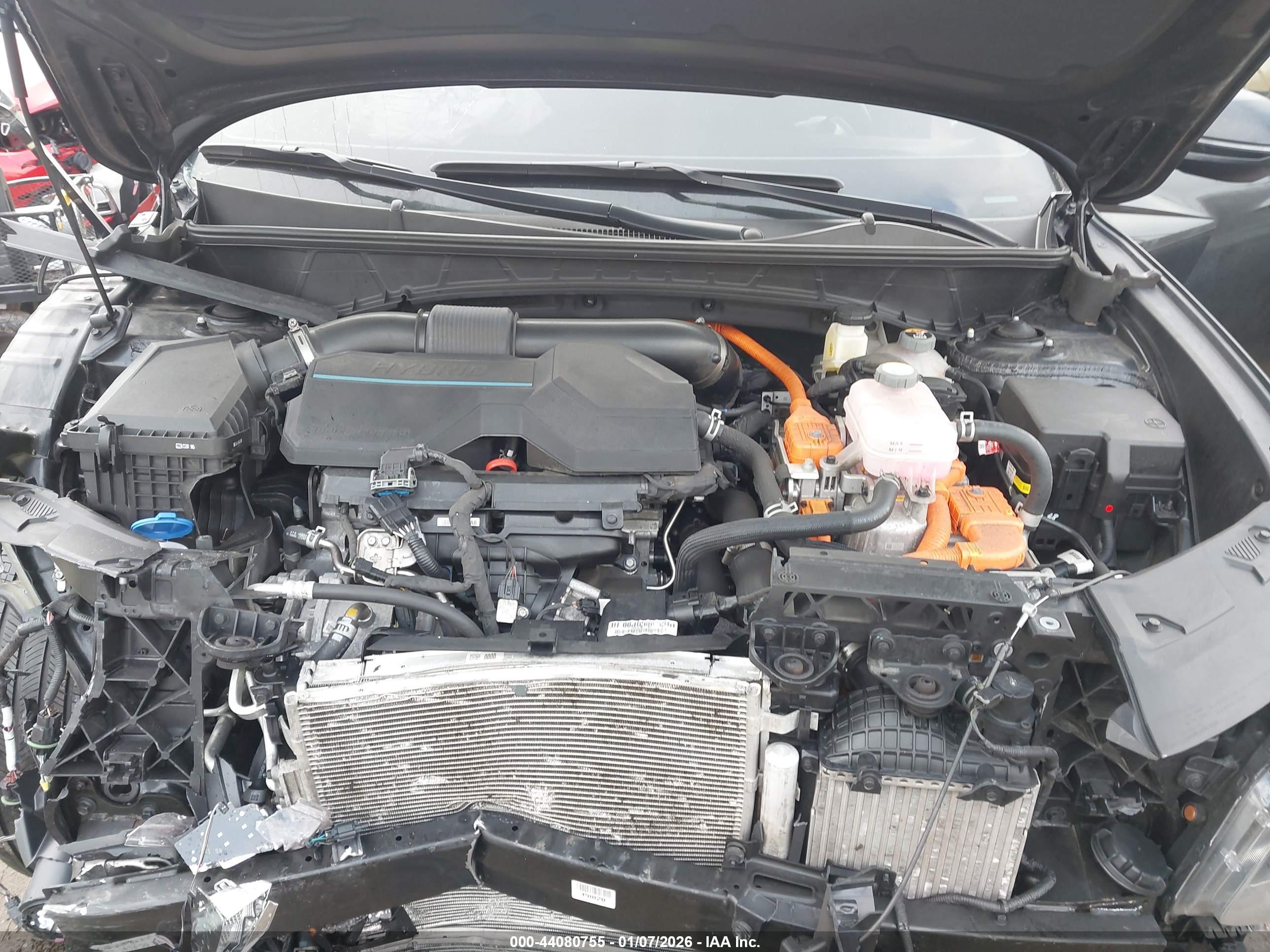 HYUNDAI TUCSON image 10