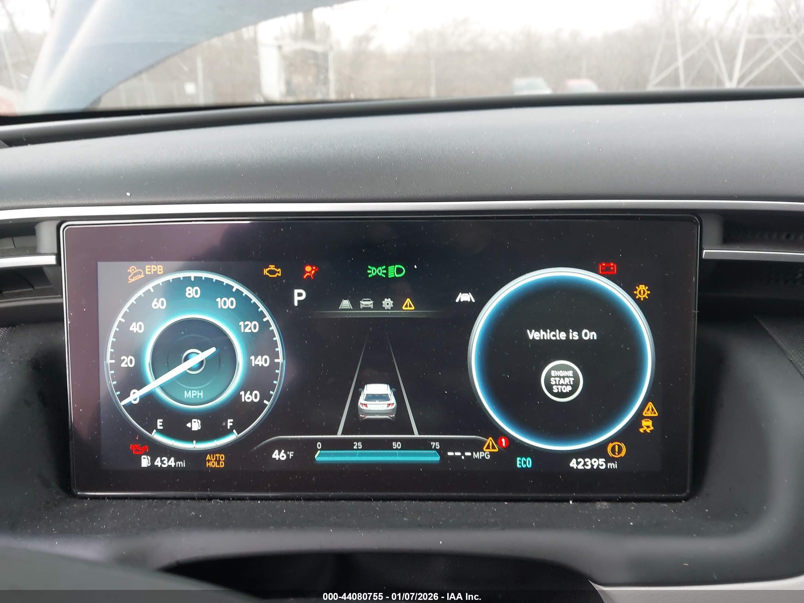 HYUNDAI TUCSON image 7