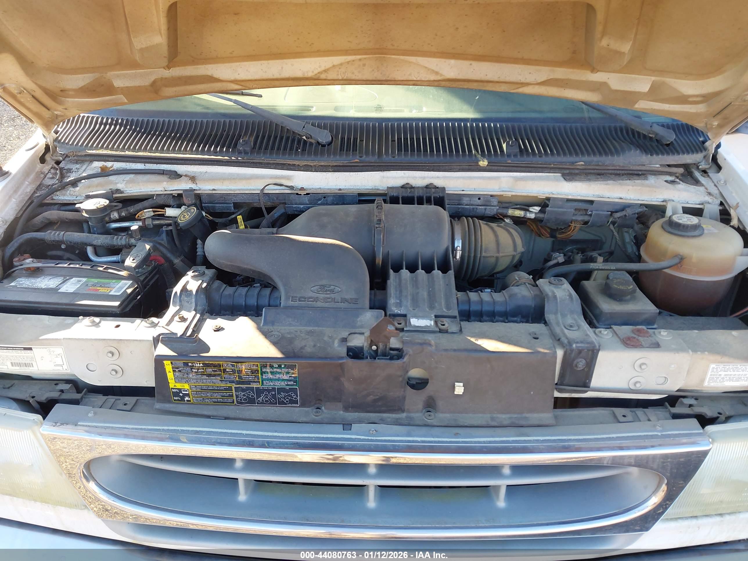 FORD E-450 image 10