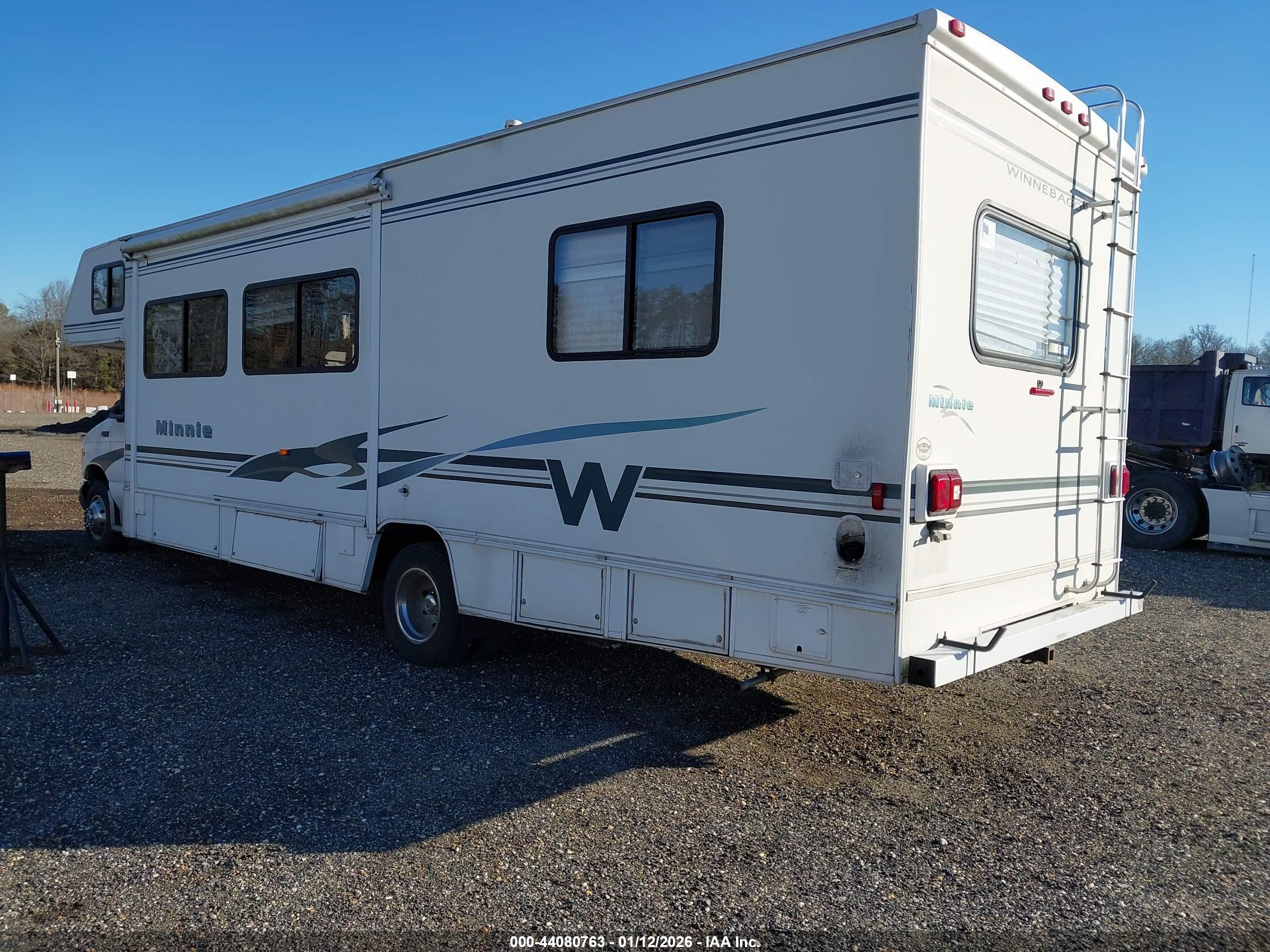 FORD E-450 image 3