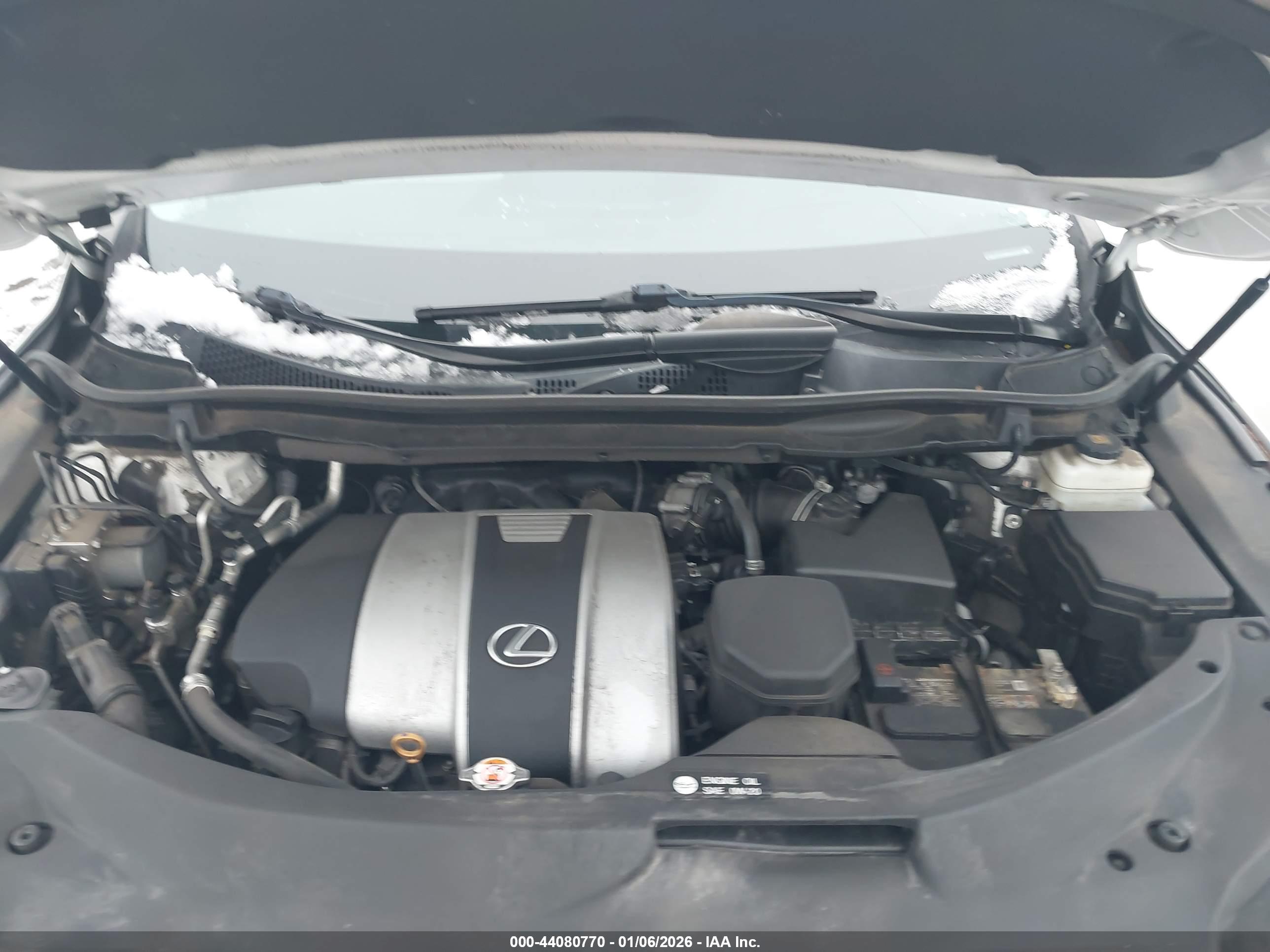 LEXUS RX image 10