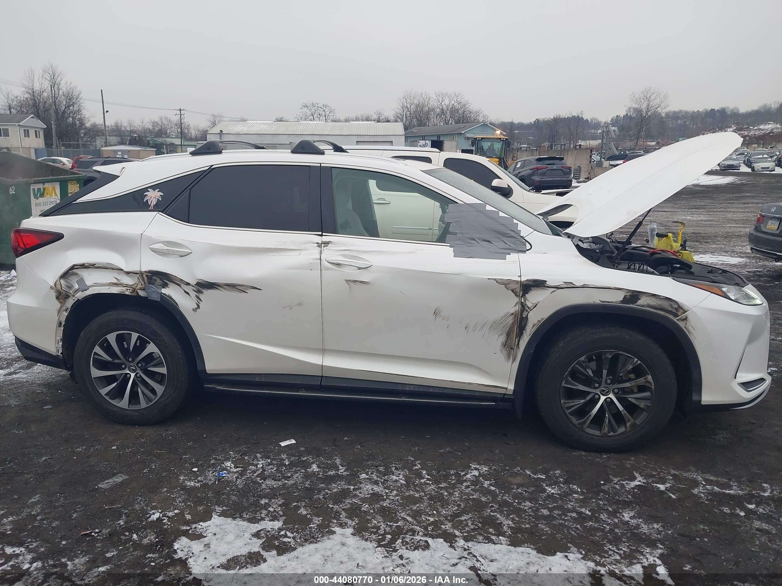 LEXUS RX image 6