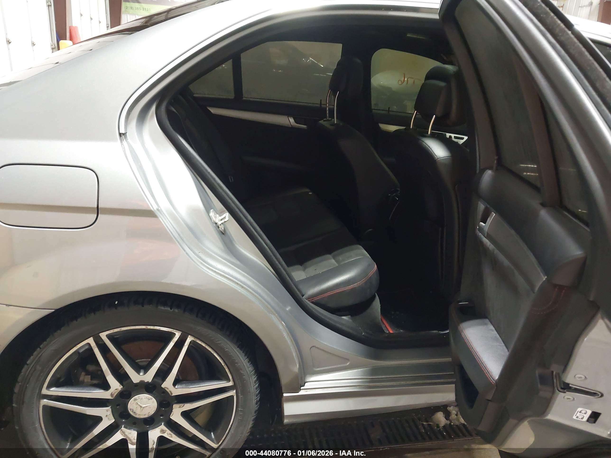 MERCEDES-BENZ C image 8