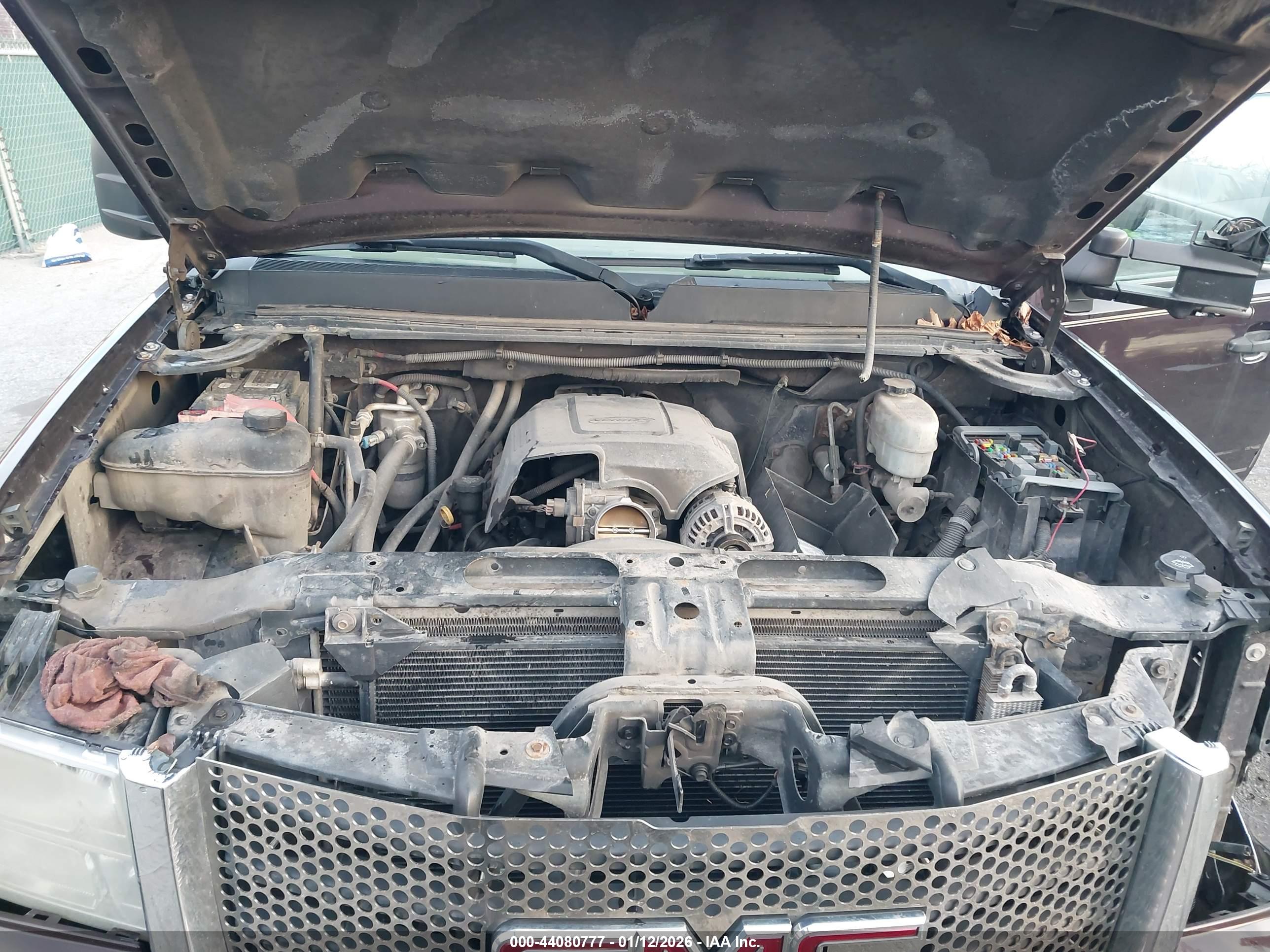 GMC SIERRA image 10