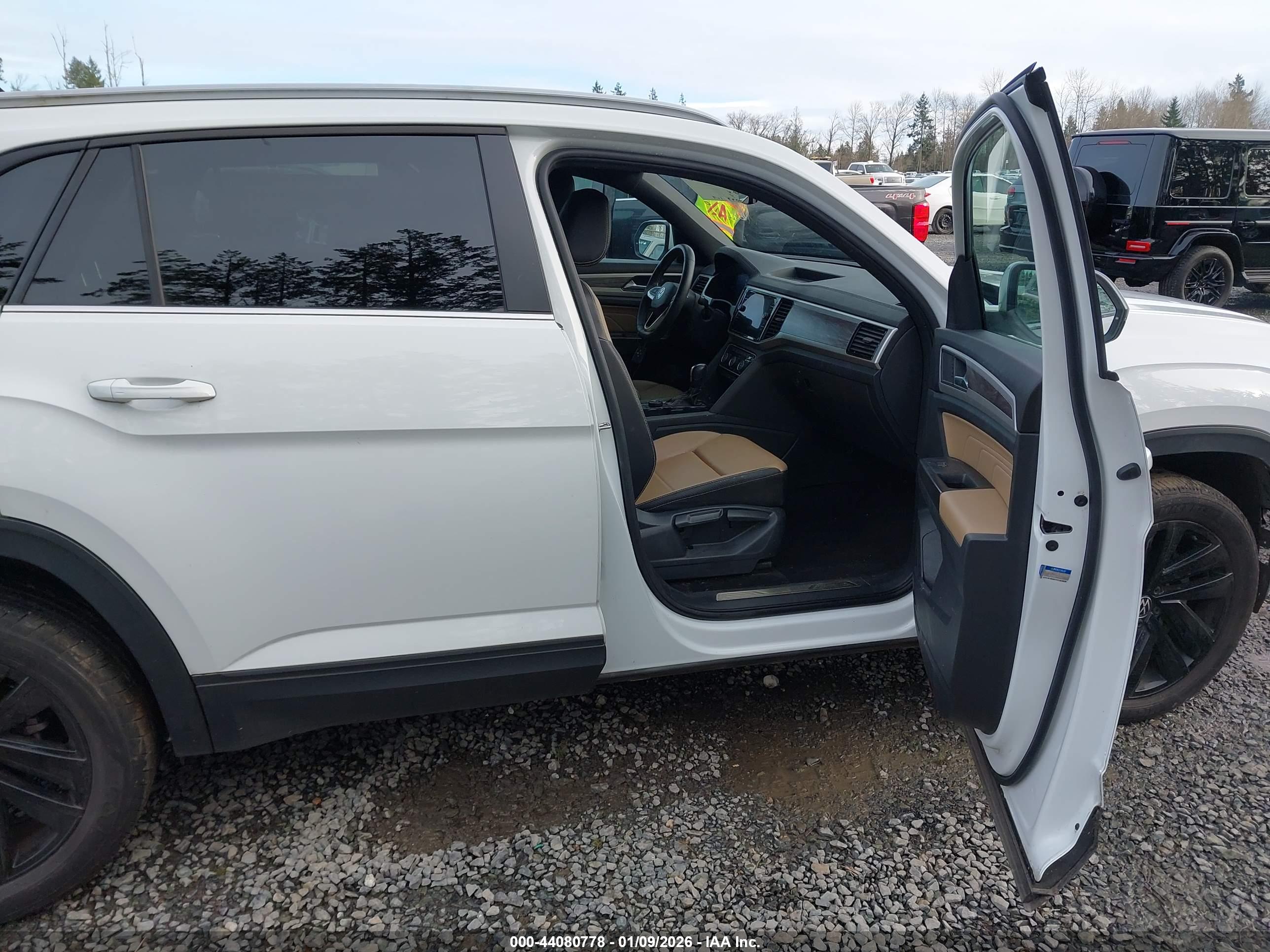 VOLKSWAGEN ATLAS image 5
