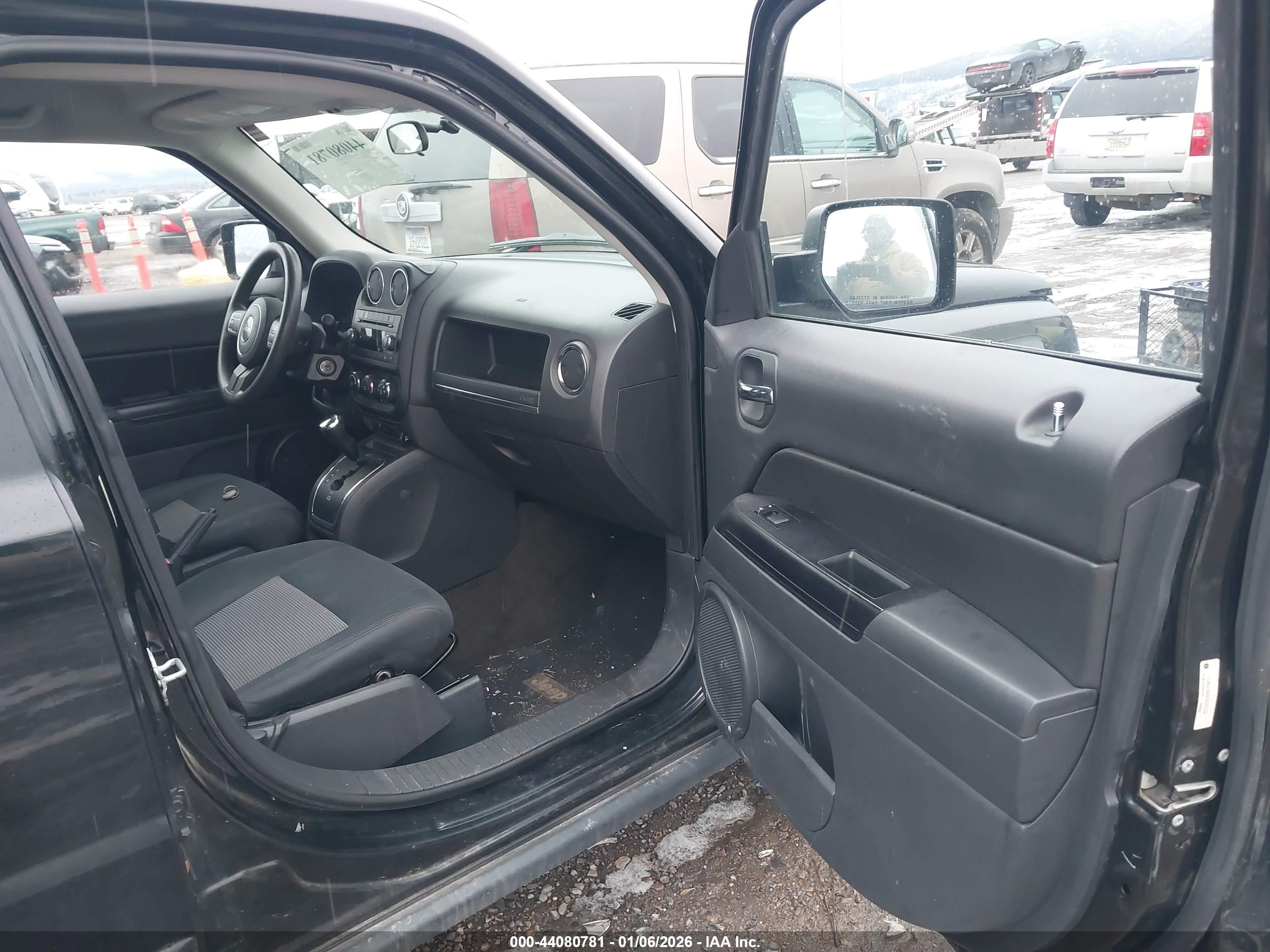 JEEP PATRIOT image 5