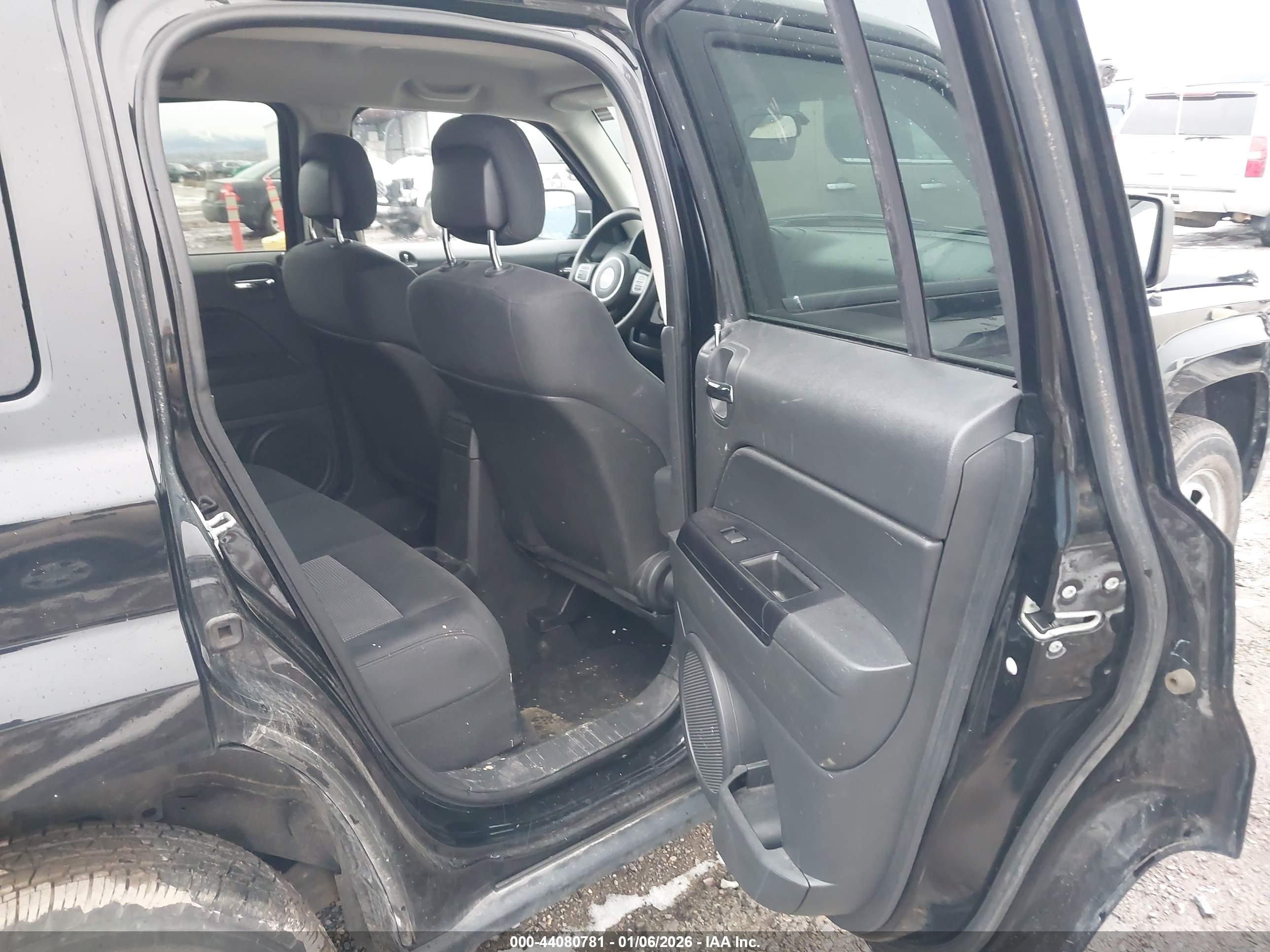 JEEP PATRIOT image 8