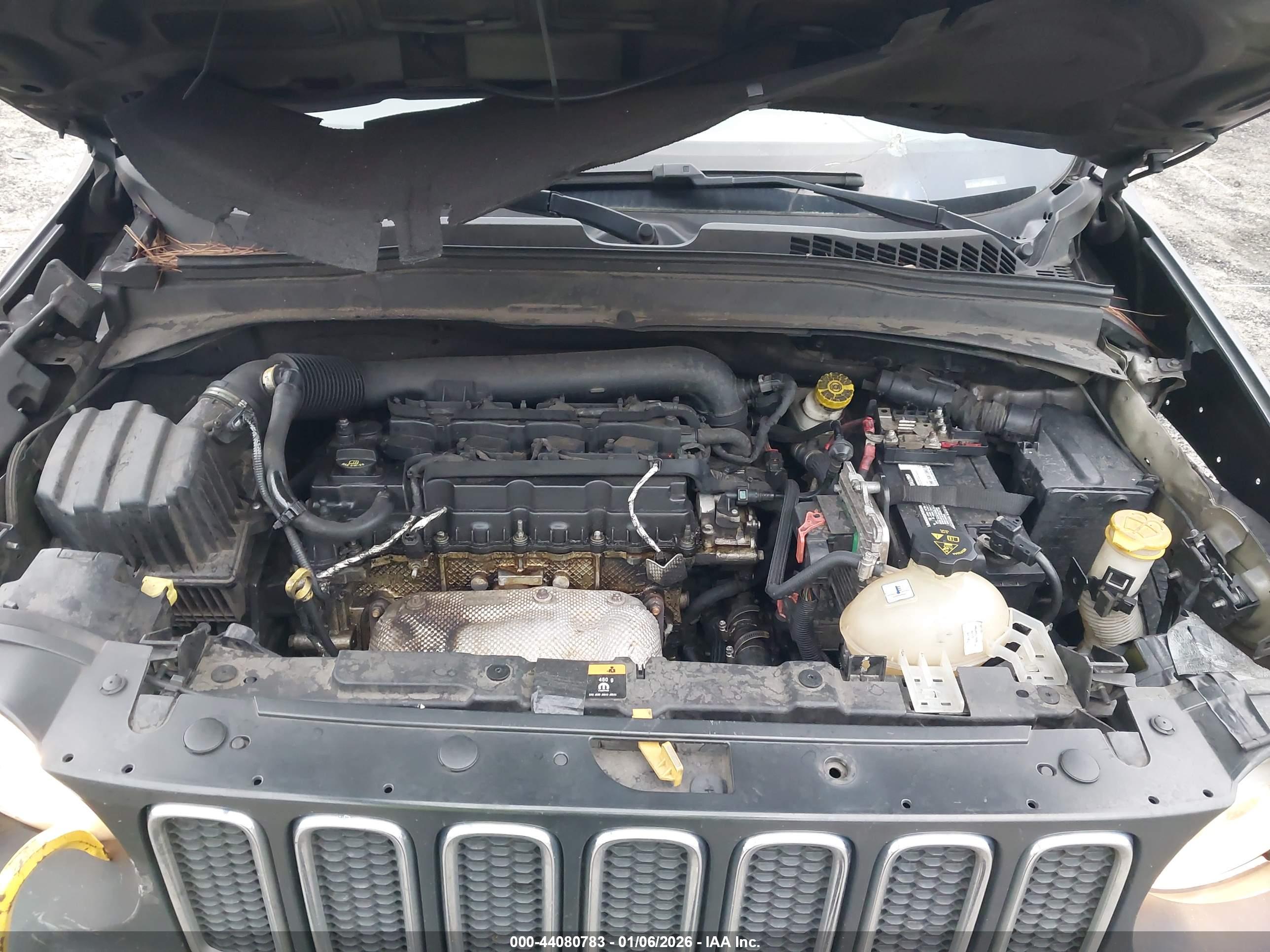 JEEP RENEGADE image 10