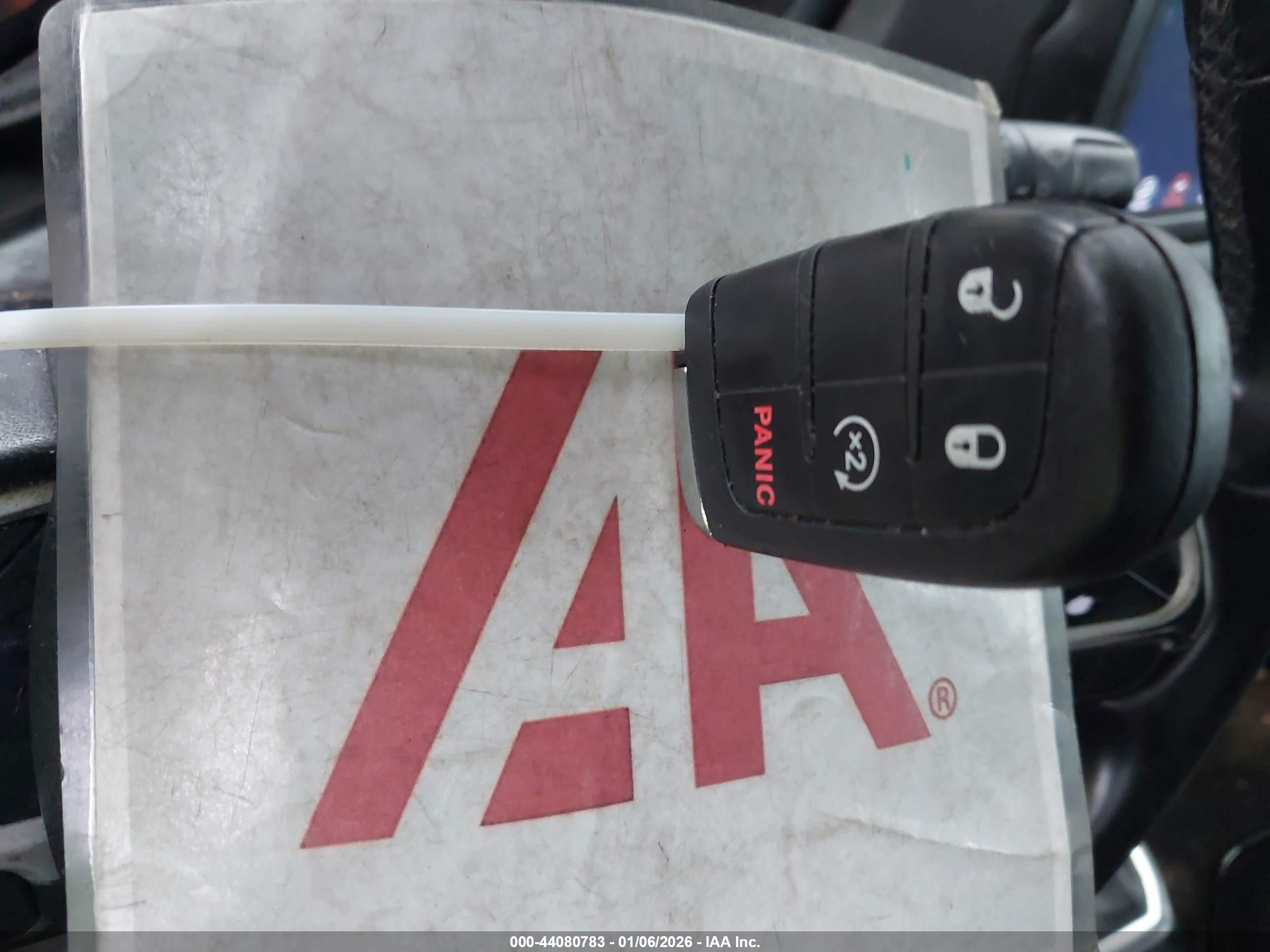 JEEP RENEGADE image 11