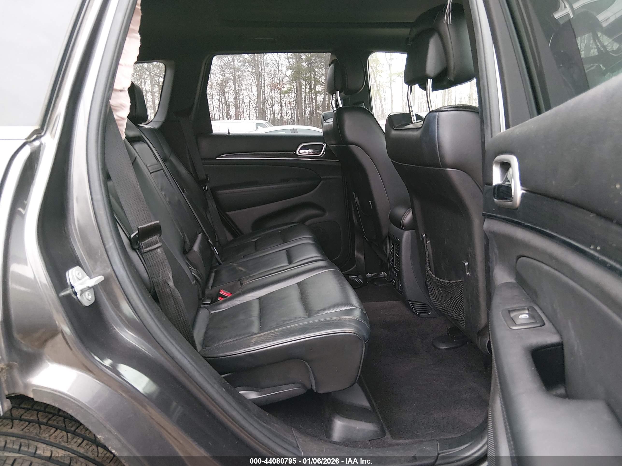 JEEP GRAND image 8