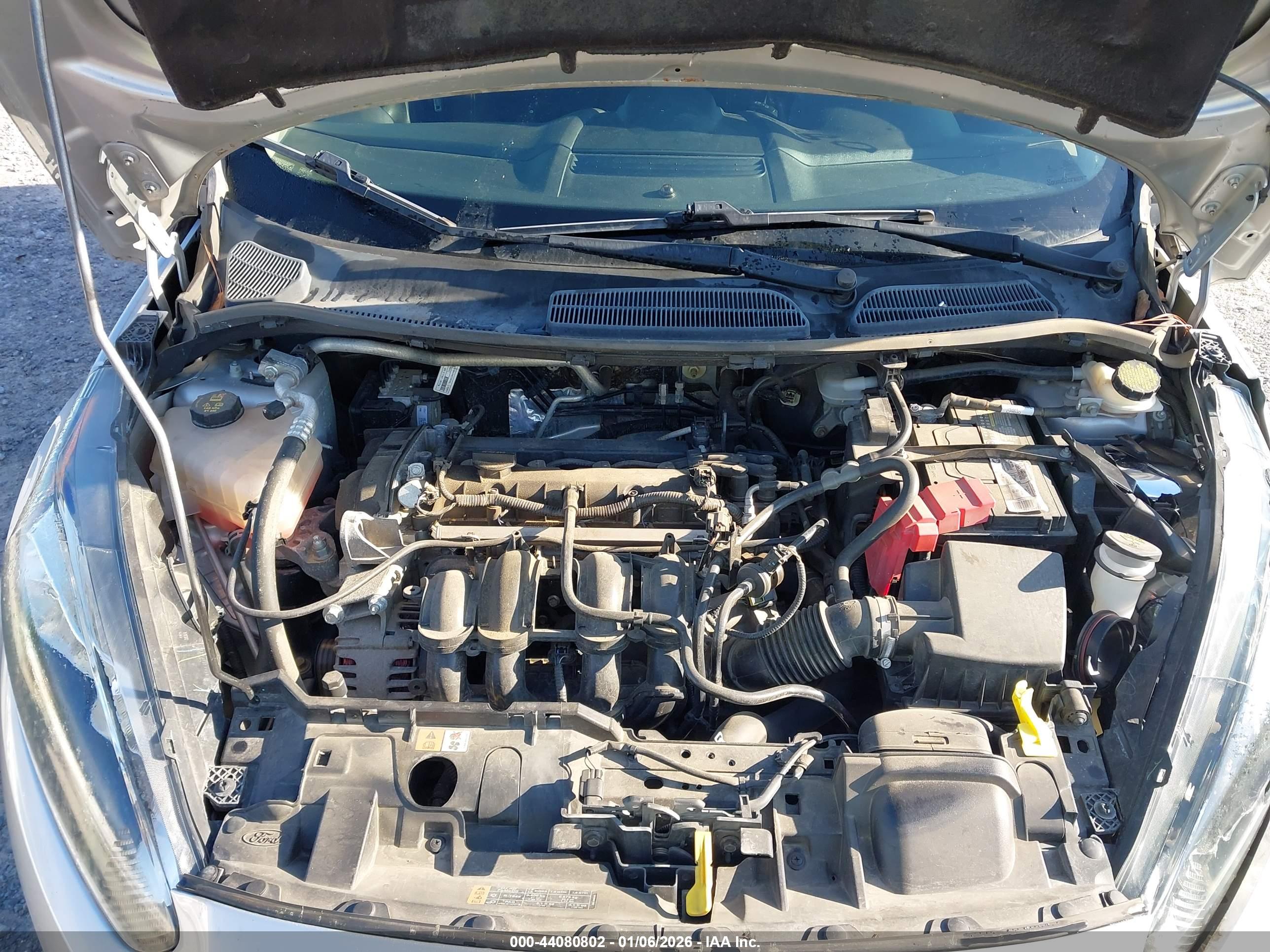 FORD FIESTA image 10